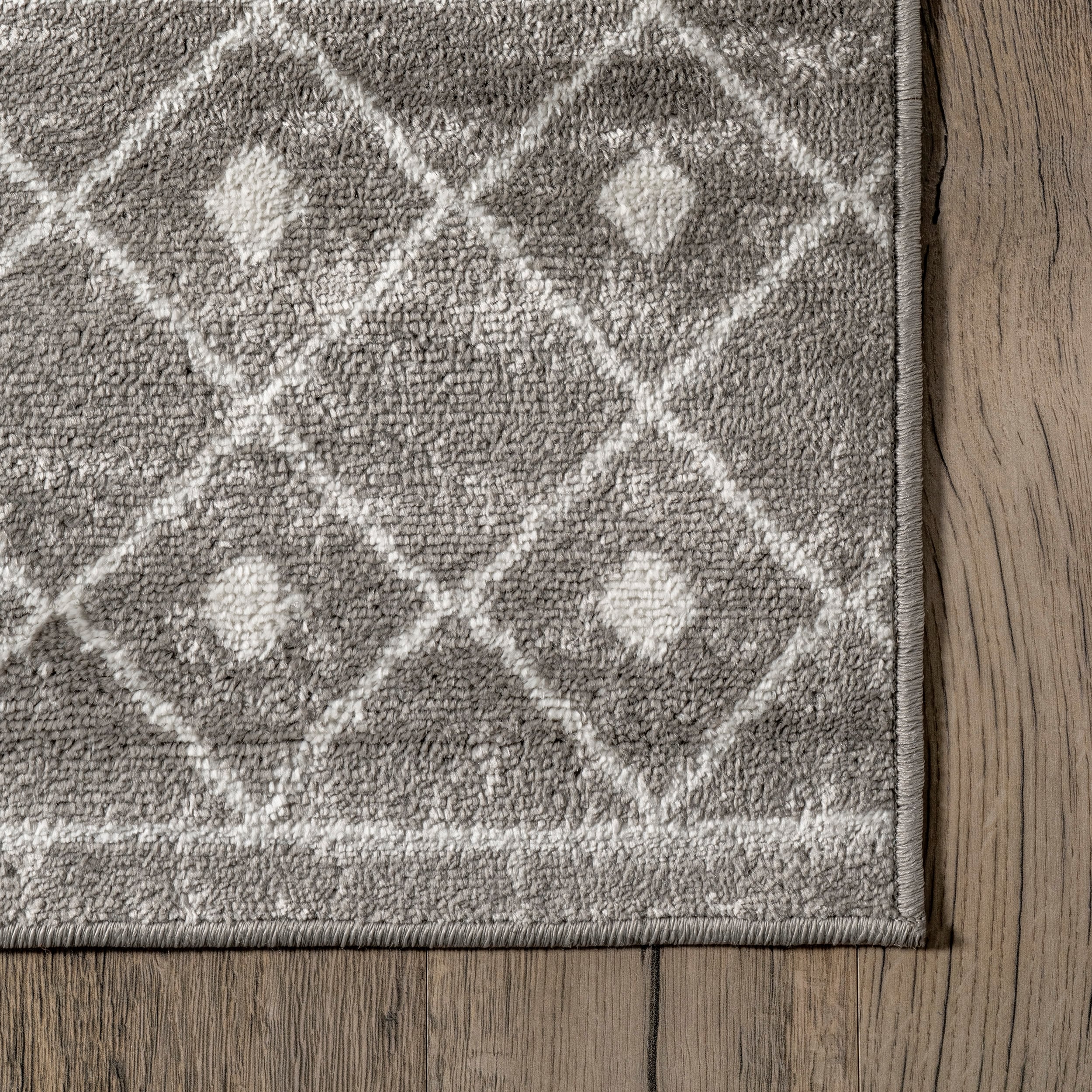 50'' Gray Synthetic Moroccan Trellis Low Pile Area Rug