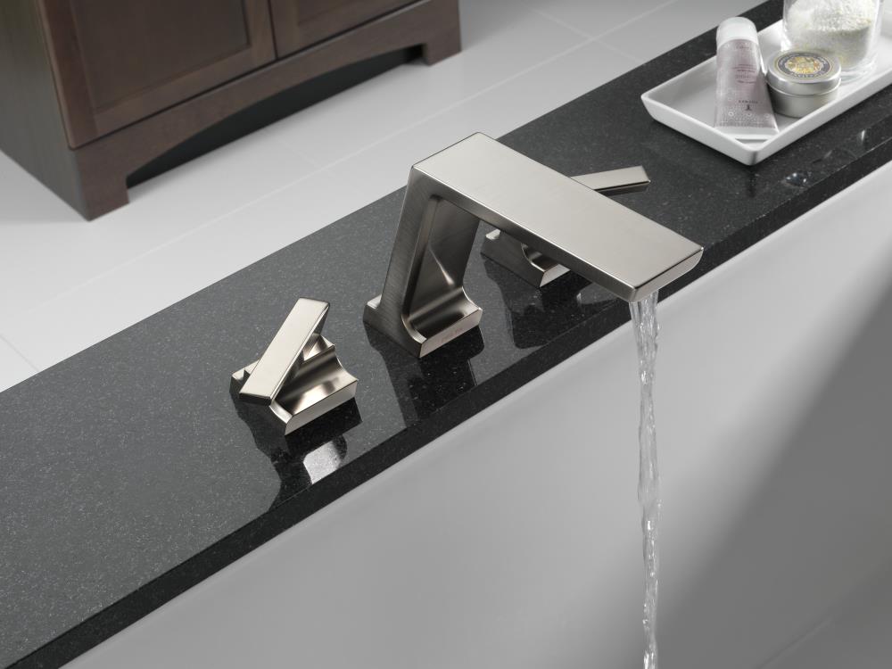 Delta T2799-SS Roman-Tub-Faucets - View #2