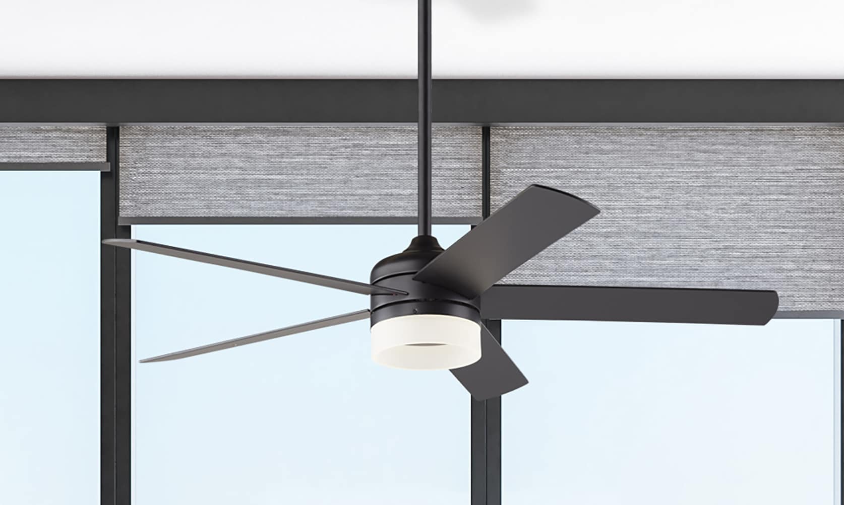 Harbor Breeze Lynnpark 52-in Matte Black with Matte Black/Teak Blades Color-changing Integrated LED Indoor Ceiling Fan with Light and Remote (5-Blade) -  LYN52MBK5LR