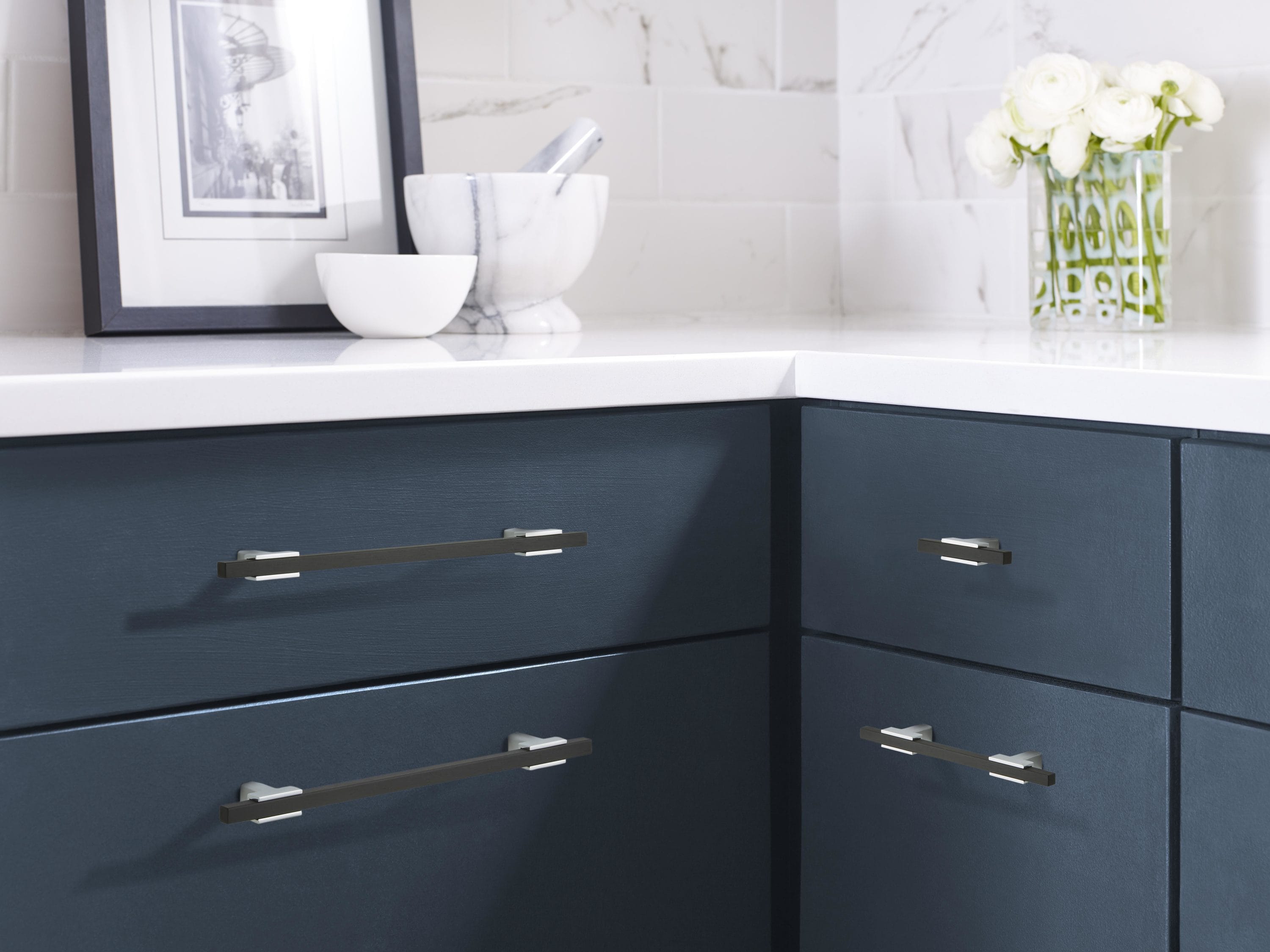 Urbanite 10.25" Matte Black and Chrome Bar Pull