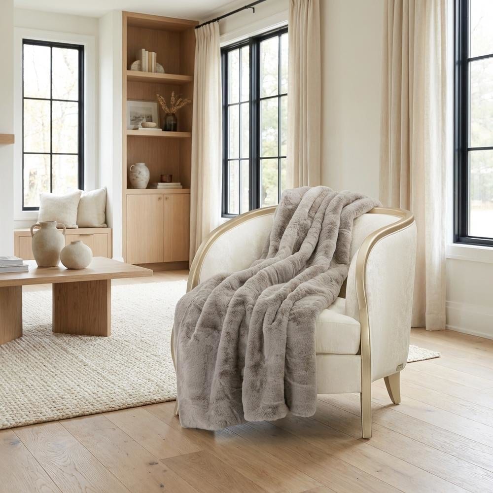 Michael Amini BTHO-5472-HOPPS-PLT Blankets-And-Throws - View #5