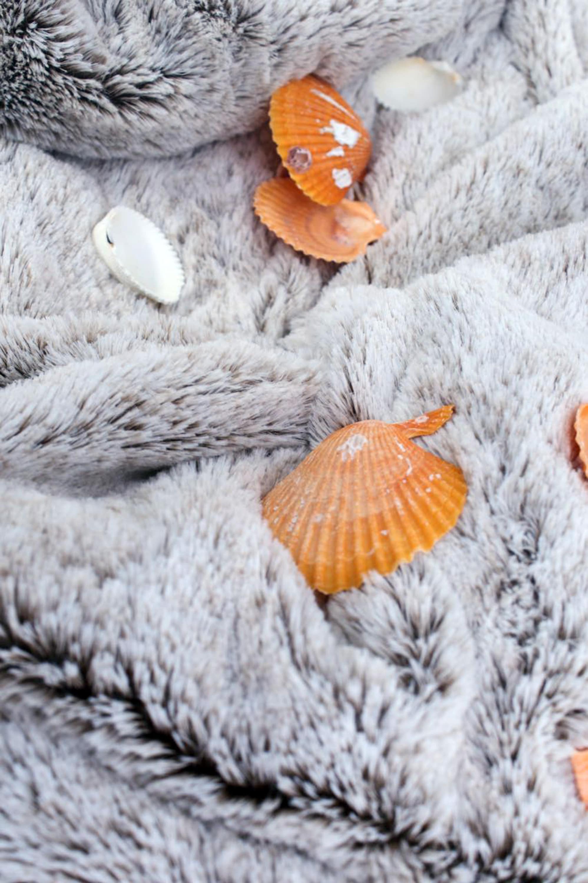 AC Pacific COMFORT-GREY FUR Blankets-And-Throws - View #5