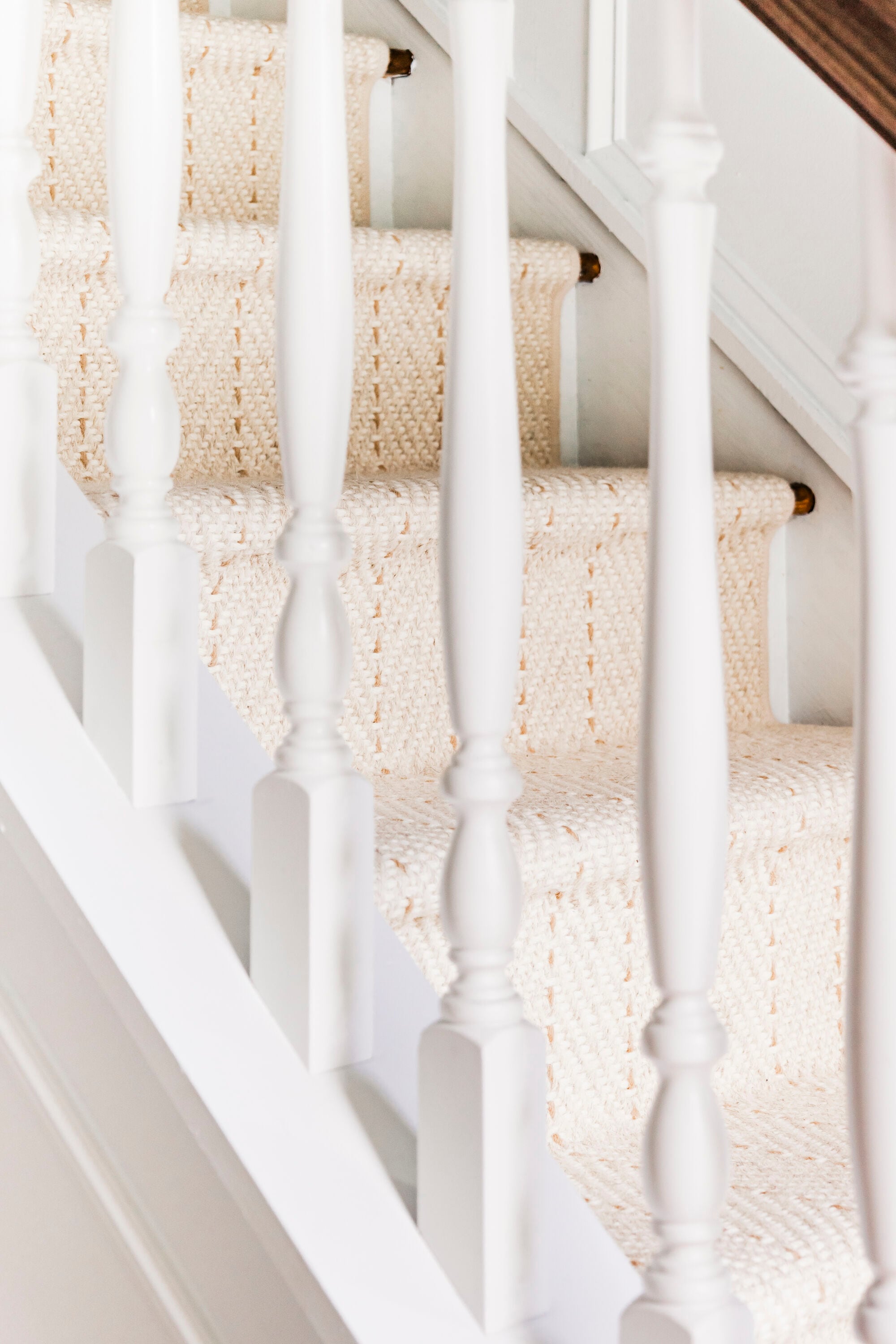 L.J. Smith Stair Systems LJP-2915-PRG 34 Interior-Stairpart-Balusters - View #3