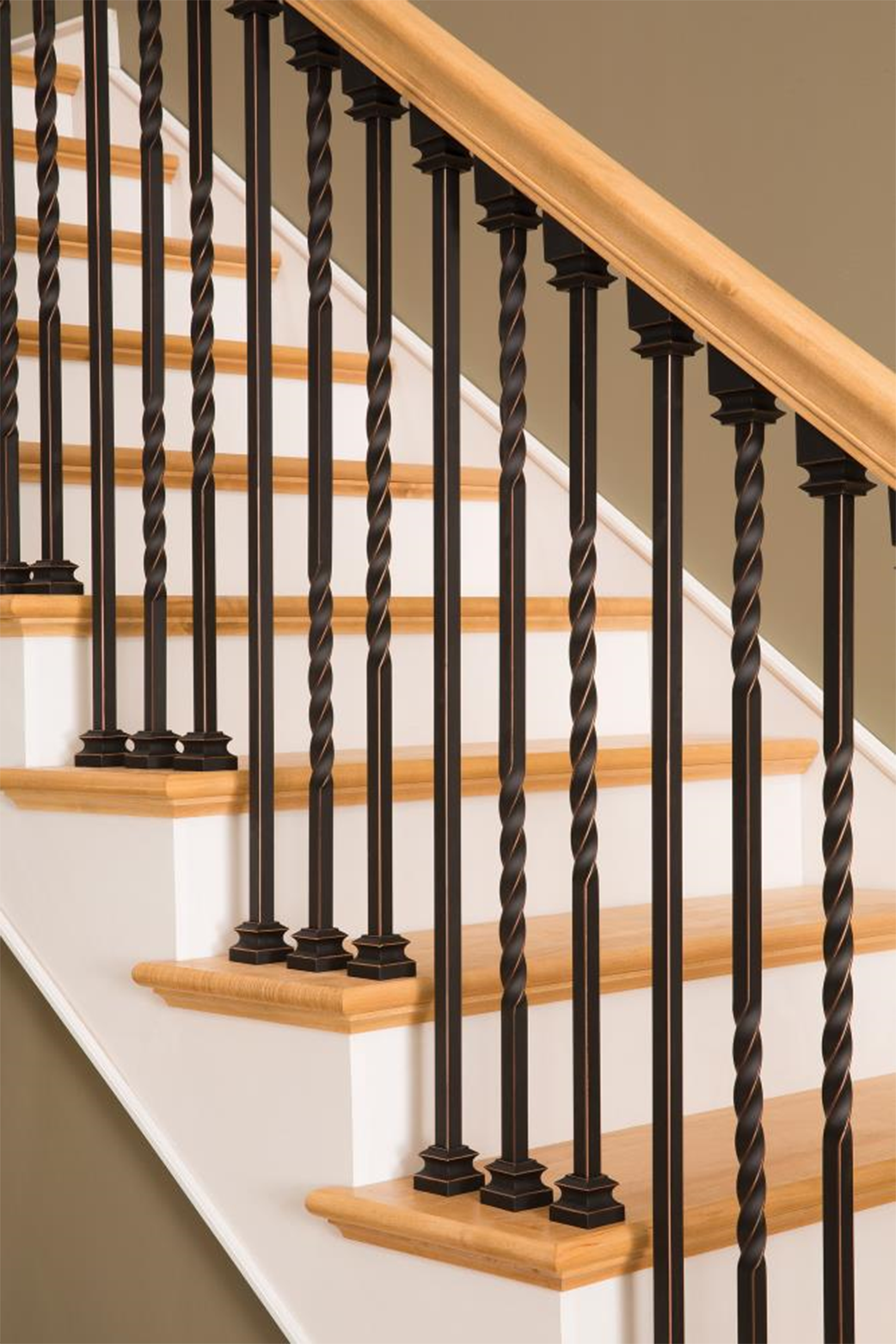 Crown Heritage BC4983811RC Interior-Stairpart-Balusters - View #3