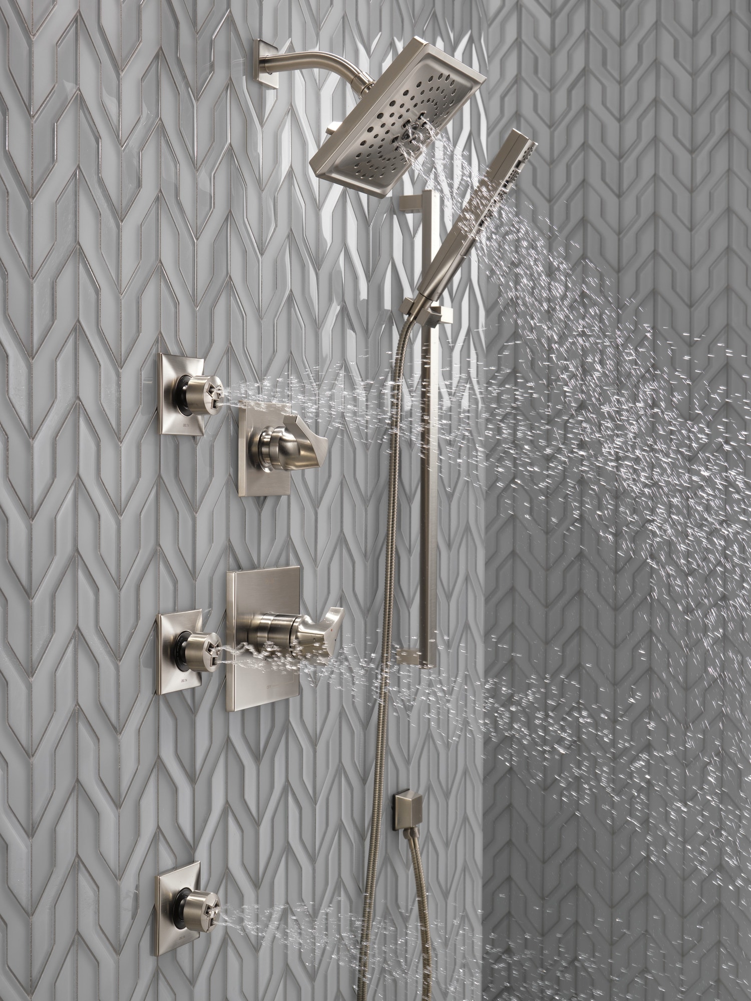 Delta T11974-SS Bath-Shower-Facc - View #18
