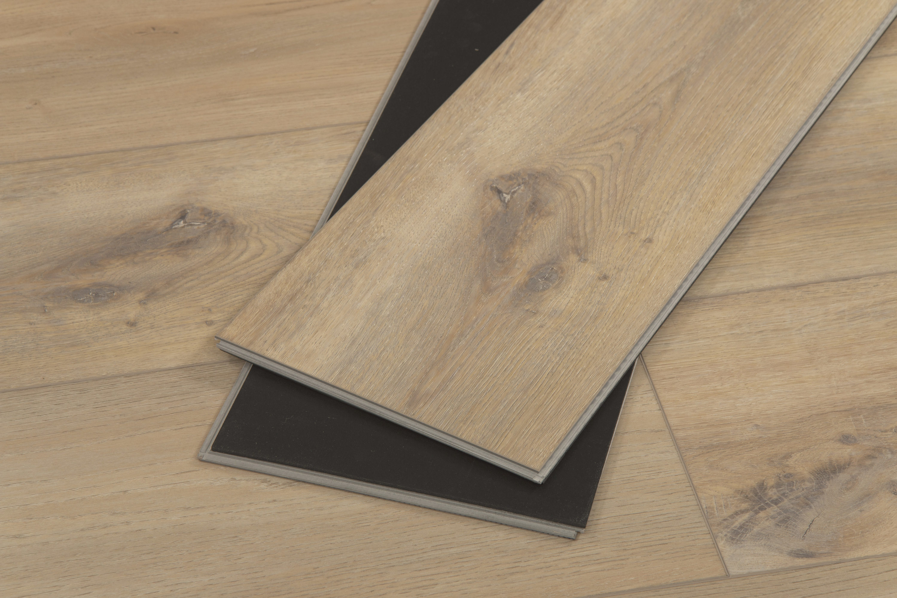 plaats vervormen Gemarkeerd CALI Longboards Reefwood 8-mm x 9-in W x 70-in L Waterproof Luxury Vinyl  Plank Flooring (26.62-sq ft/case) in the Vinyl Plank department at Lowes.com