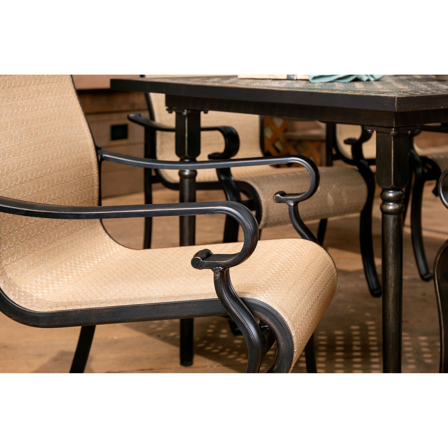Hanover BRIGDN7PC-EX Patio-Dining-Sets - View #9