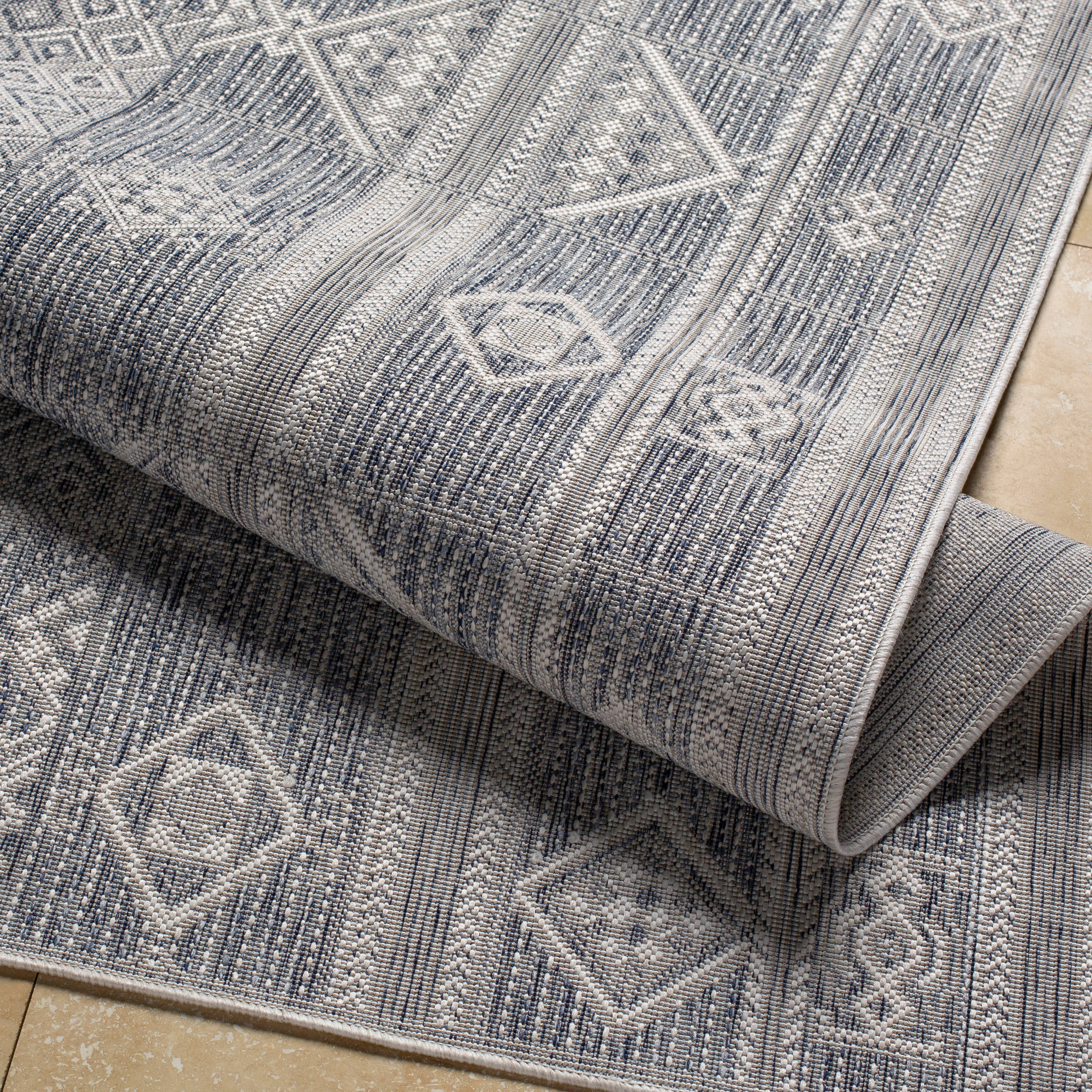 Surya TRG2305-679 rugs - View #4