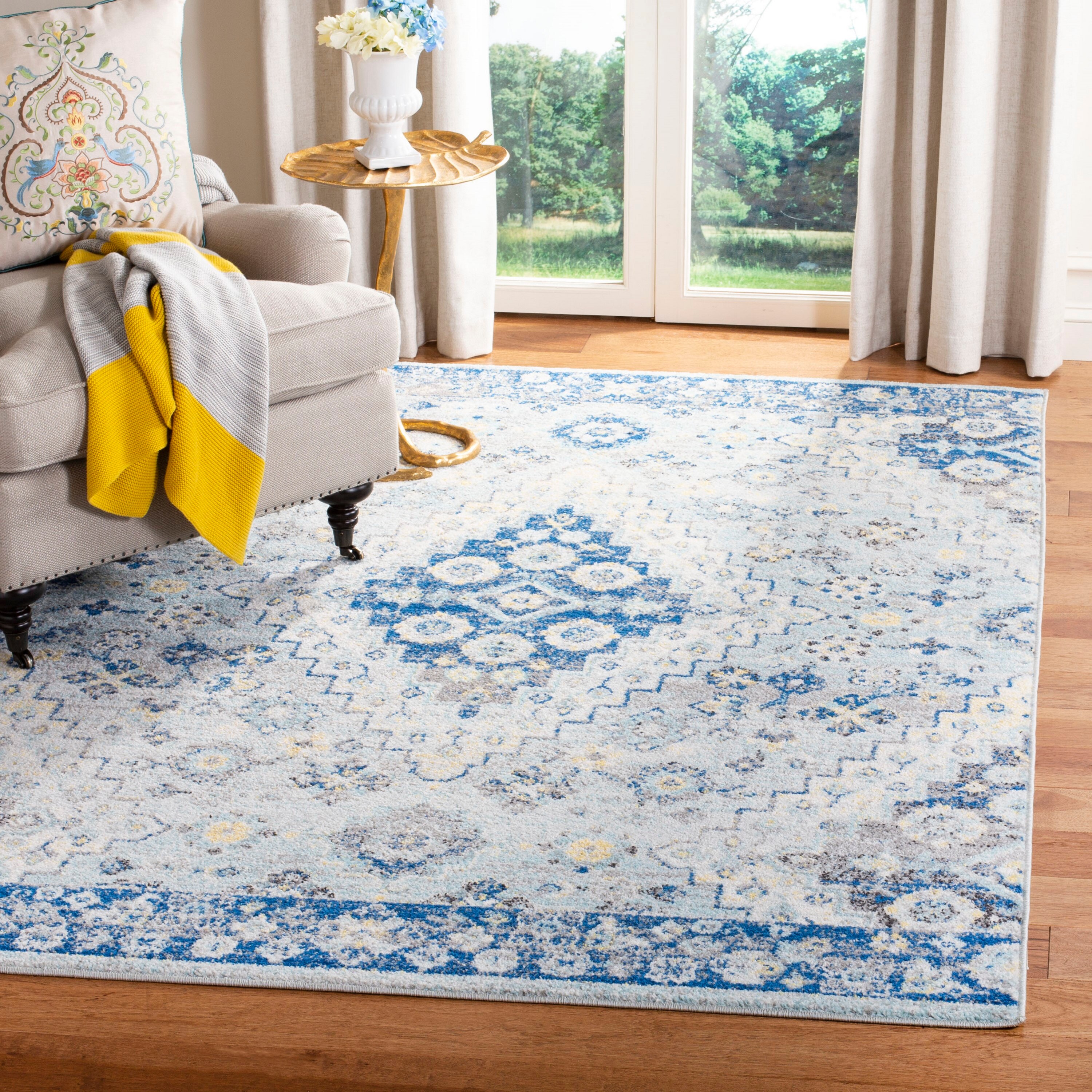 Safavieh MAD616F-4 Madison Rimou 4 x 6 (ft) Loomed Synthetic Gray/Cream Rectangular Indoor Distressed/Overdyed Vintage Area rug