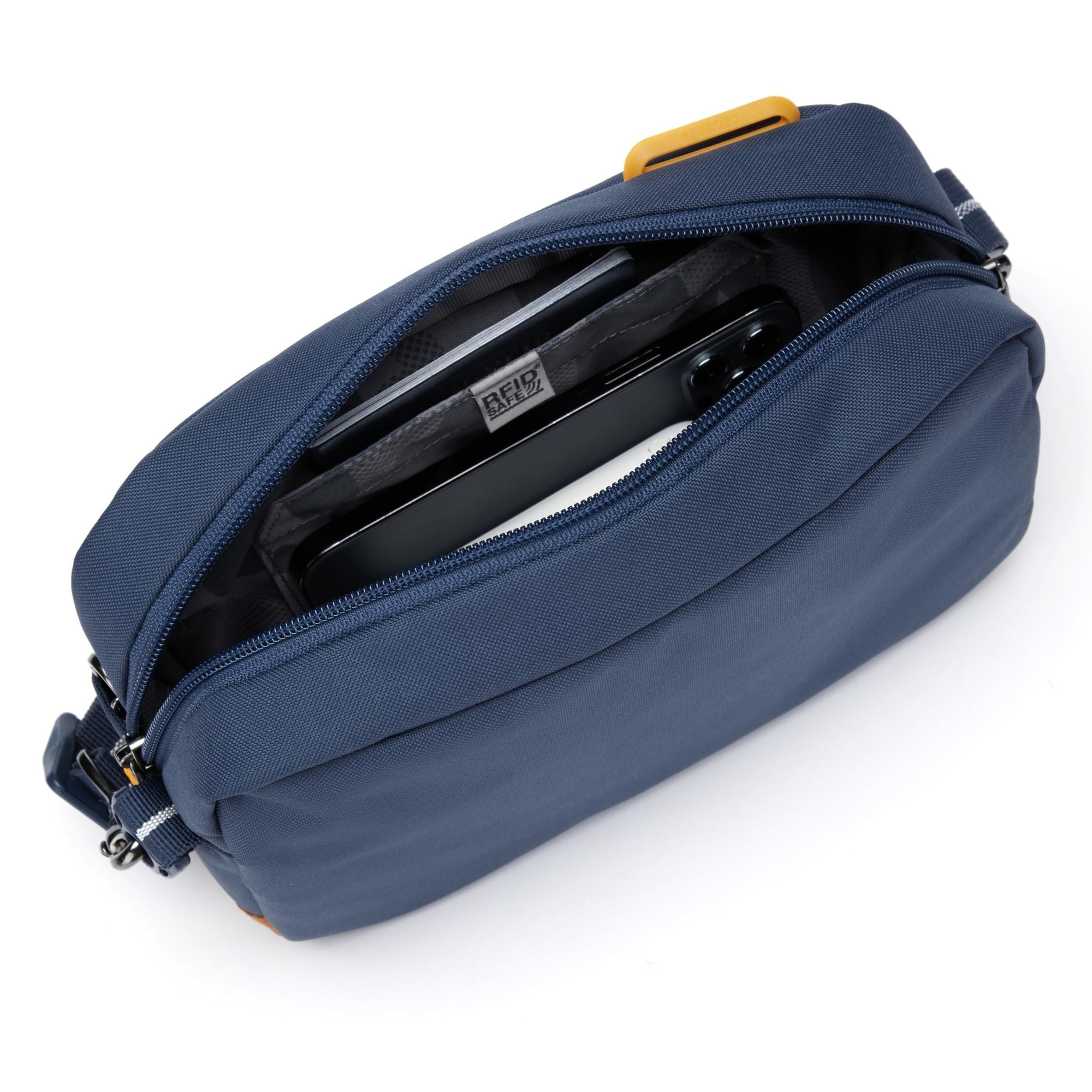 Pacsafe PAC-35105660 Bags-And-Backpacks - View #4