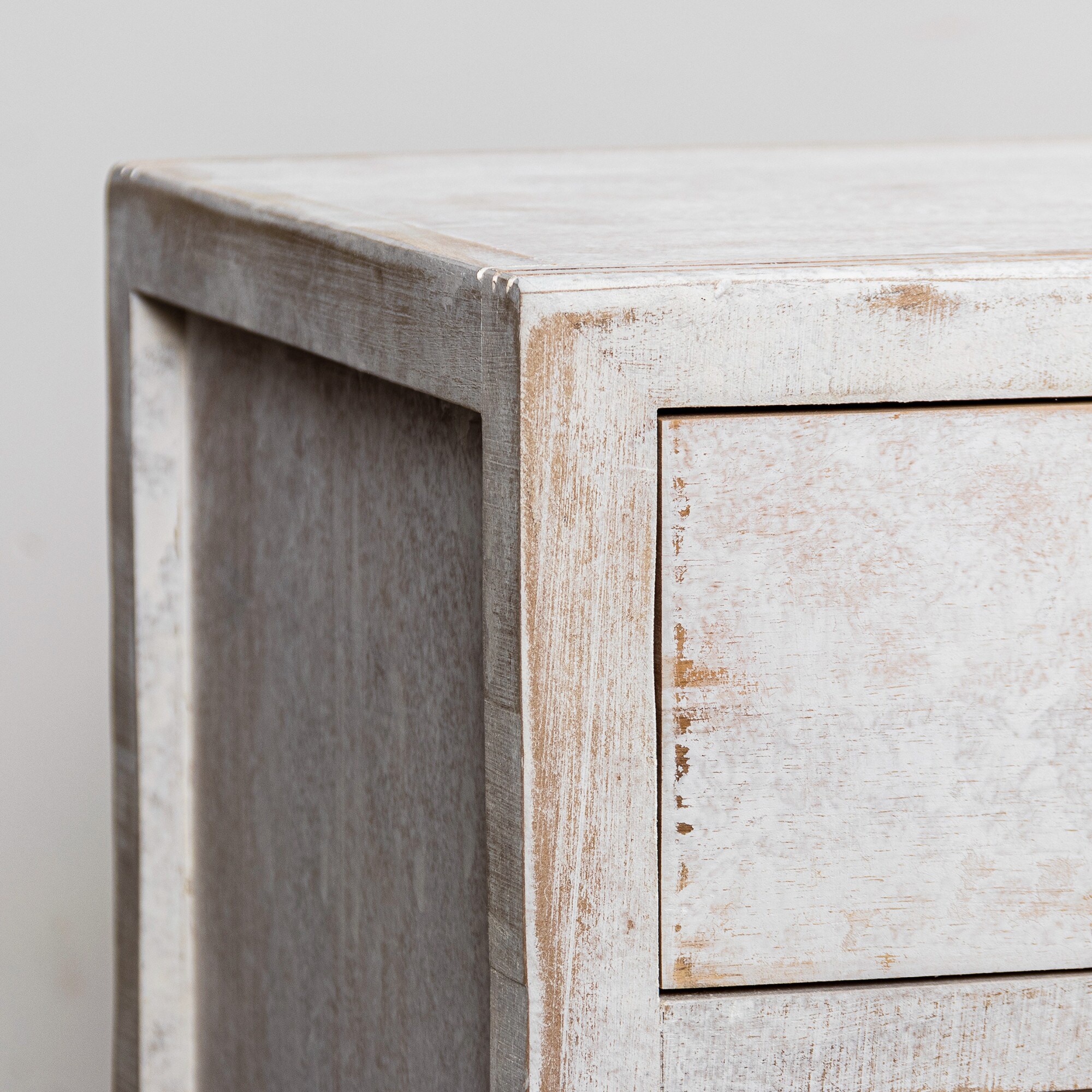 IHOMEadore BBZ012 nightstands - View #9
