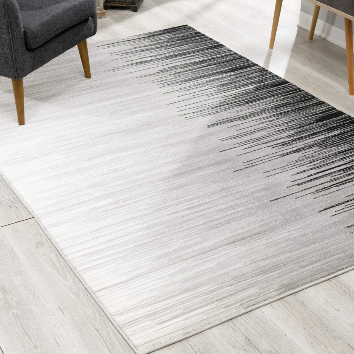 HomeRoots 4000393929 2 x 4 (ft) Olefin Black Rectangular Indoor Abstract Area rug