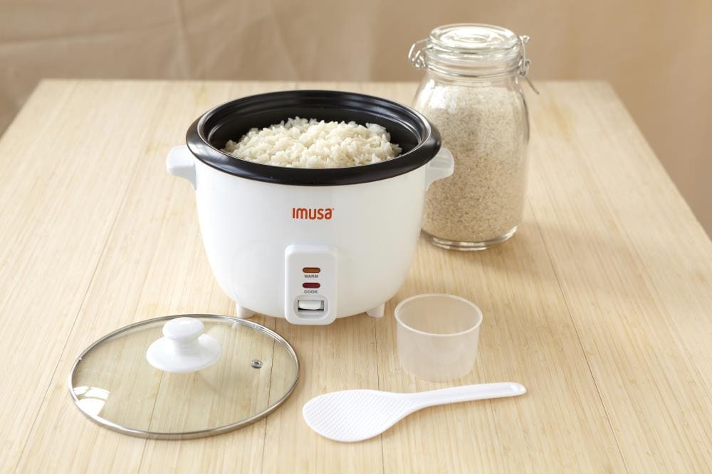 BLACK+DECKER Rice Cooker 6-Cup (Cooked) with Steaming Basket, Removable  Non-Stick Bowl, White