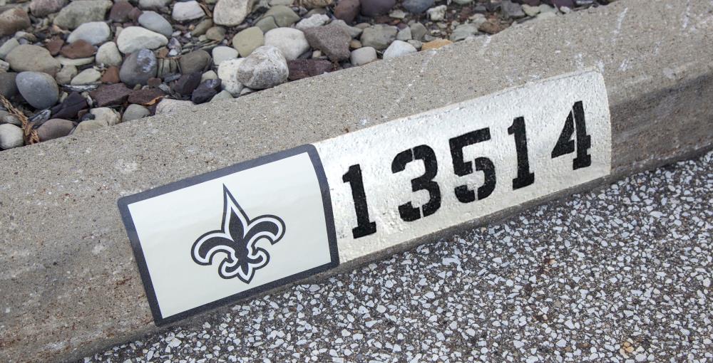 New Orleans Saints: Alumigraphic Logo - NFL Outdoor Graphic 31W x 38H