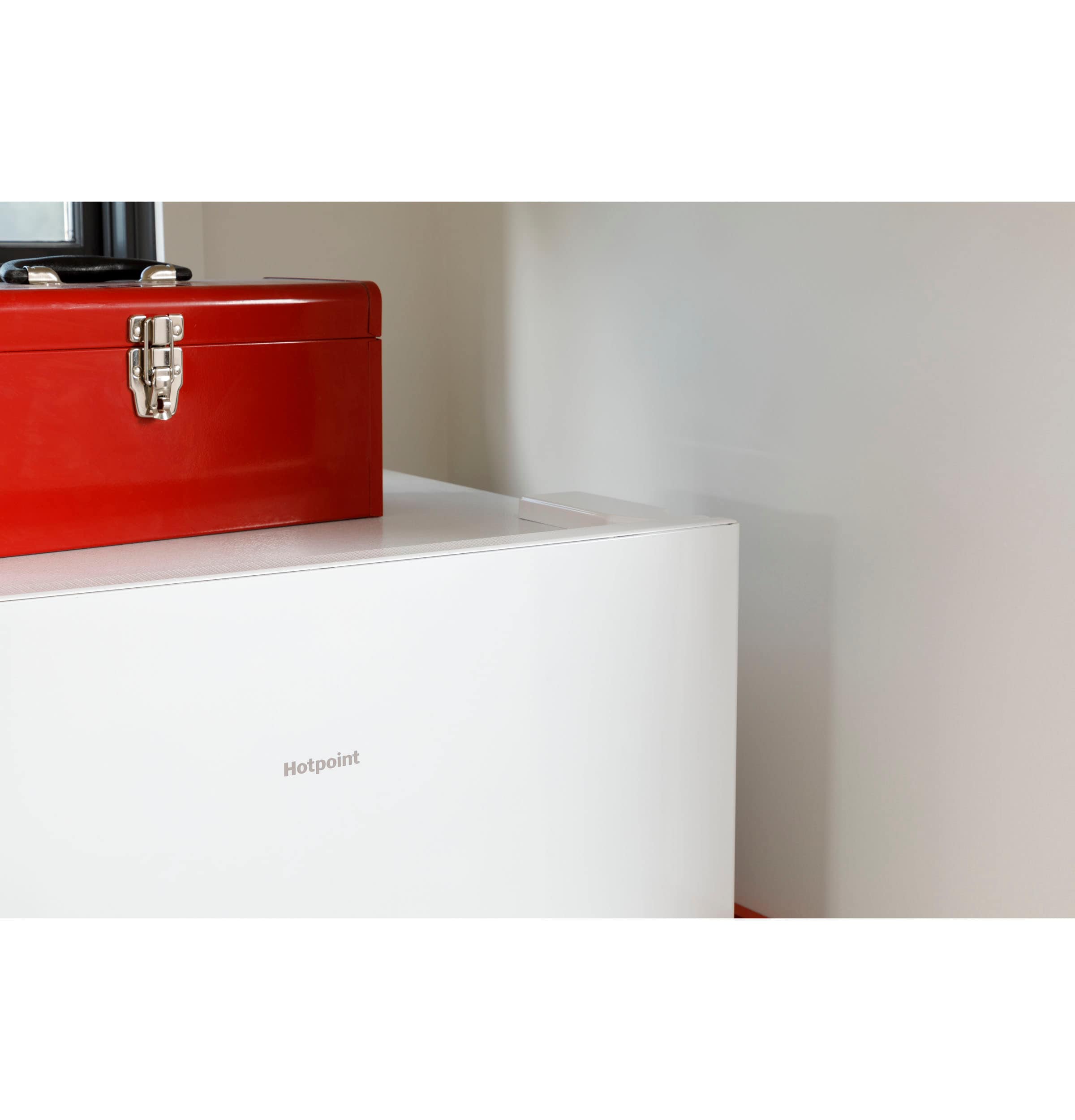 Hotpoint HUF13LTRWW m050205 - View #16