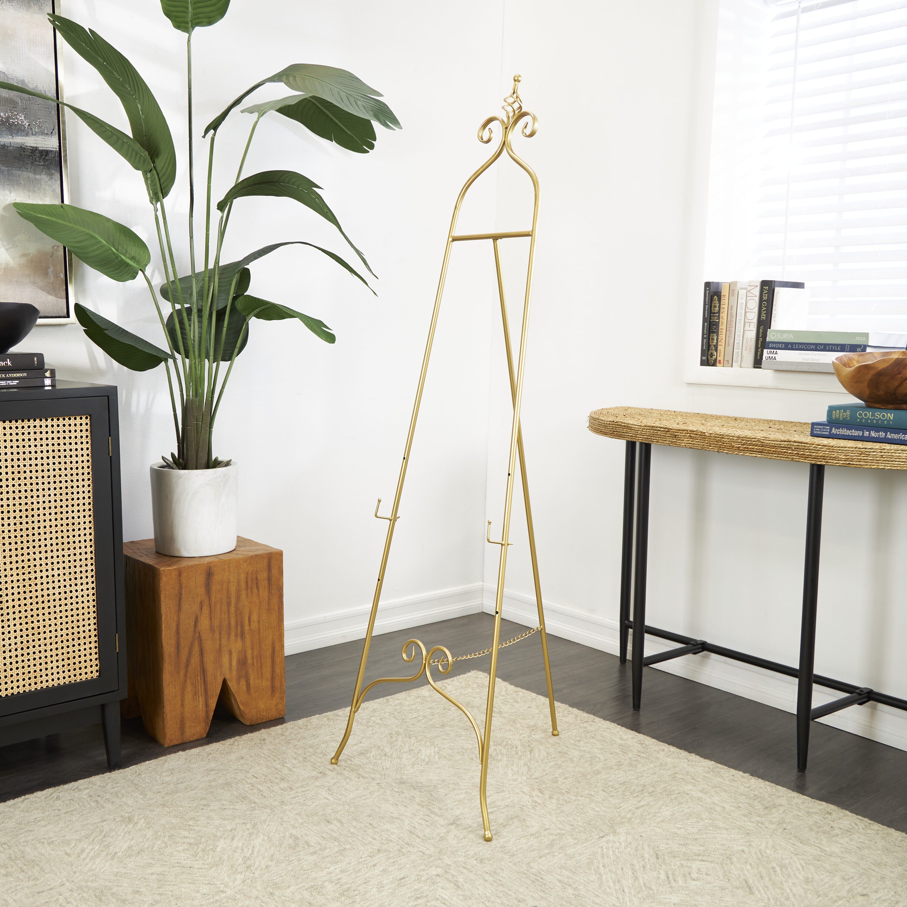 Grayson Lane 822120 Gold Metal Modern Decorative easel