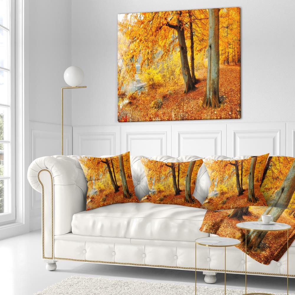 Designart CU8338-16-16 Accent-Pillows - View #3