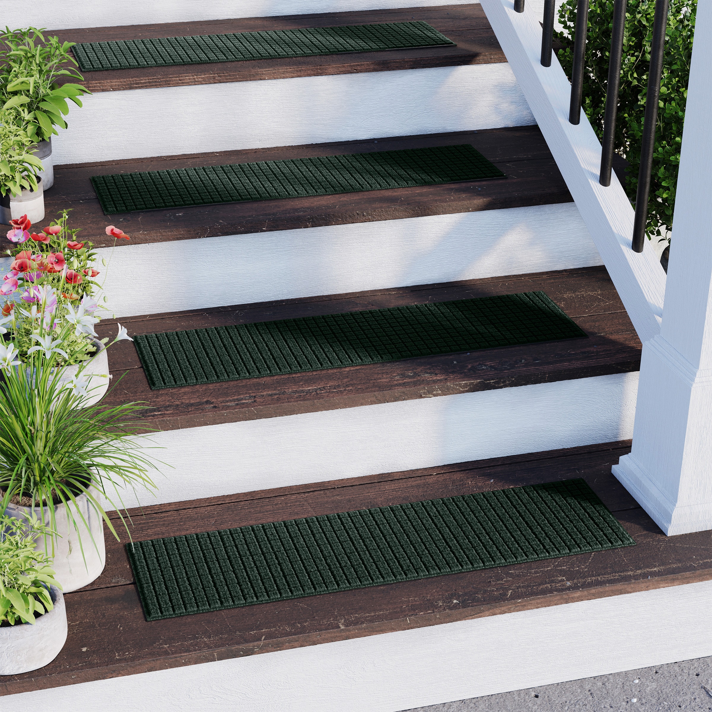 Bungalow Flooring 20266591 WaterHog Polyester Evergreen Rectangular Indoor/Outdoor Geometric Stair tread rug