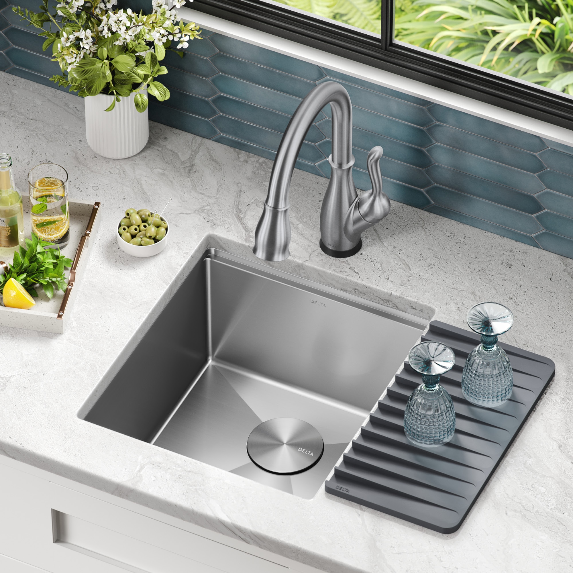 Delta 17-in L x 19-in W Stainless Steel Undermount Commercial/Residential  Bar Sink in the Bar  Prep Sinks department at