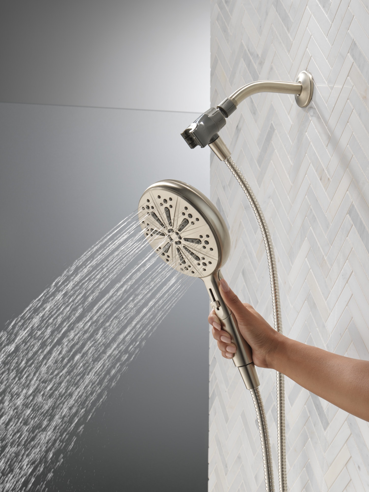 Delta 75613SN Fixed-Showerhead - View #10