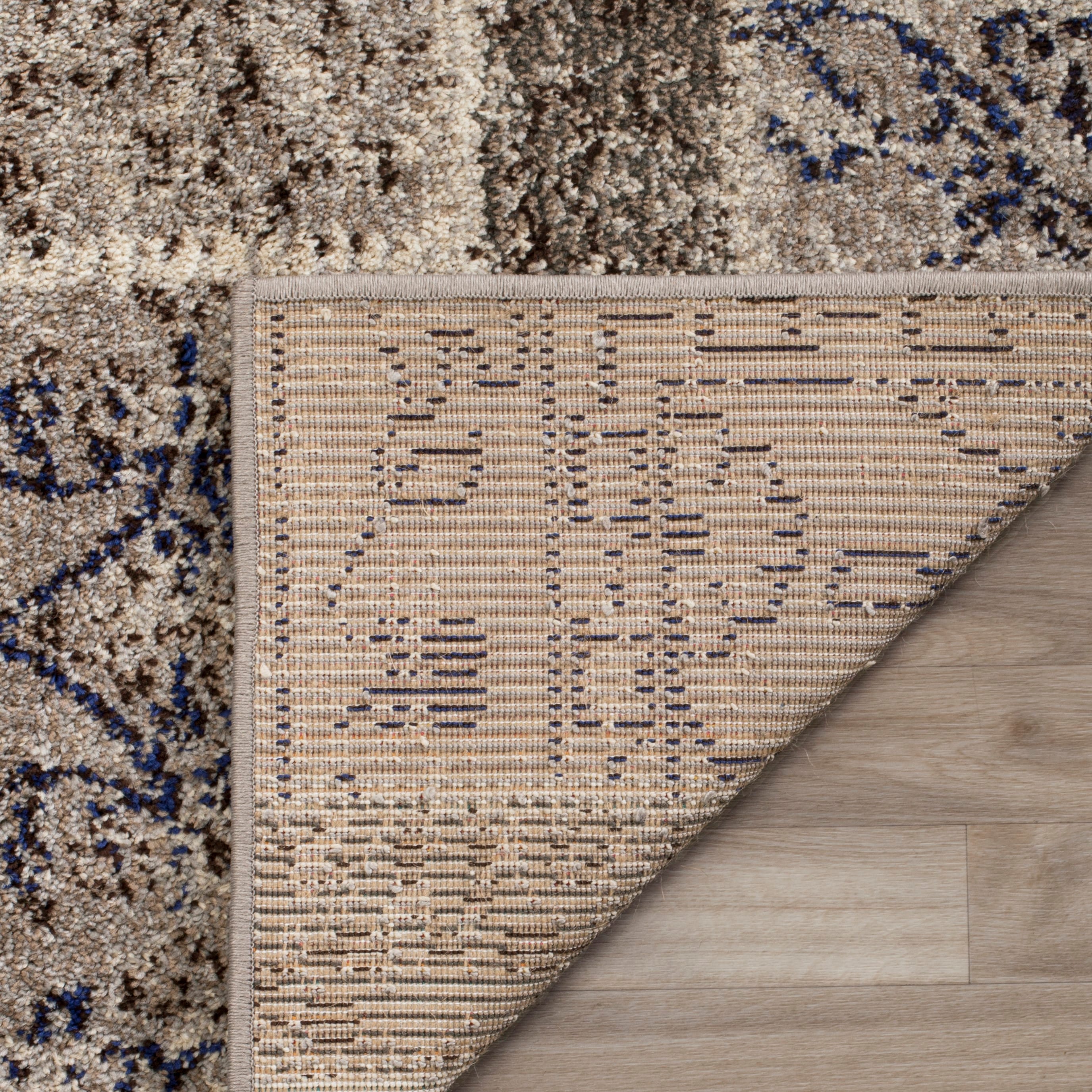 Safavieh MNC216P-5 rugs - View #4