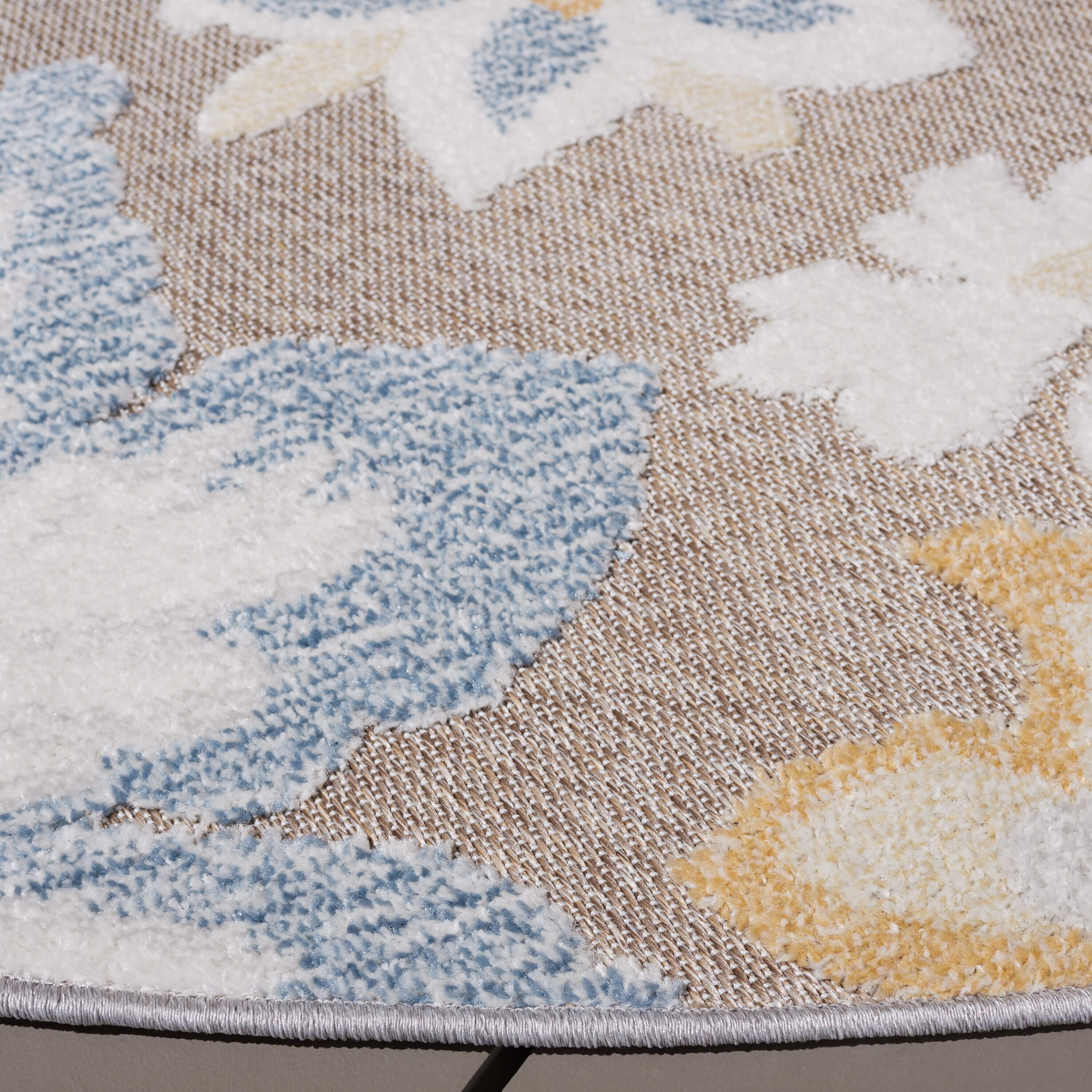 Safavieh SAR108J-7R rugs - View #3