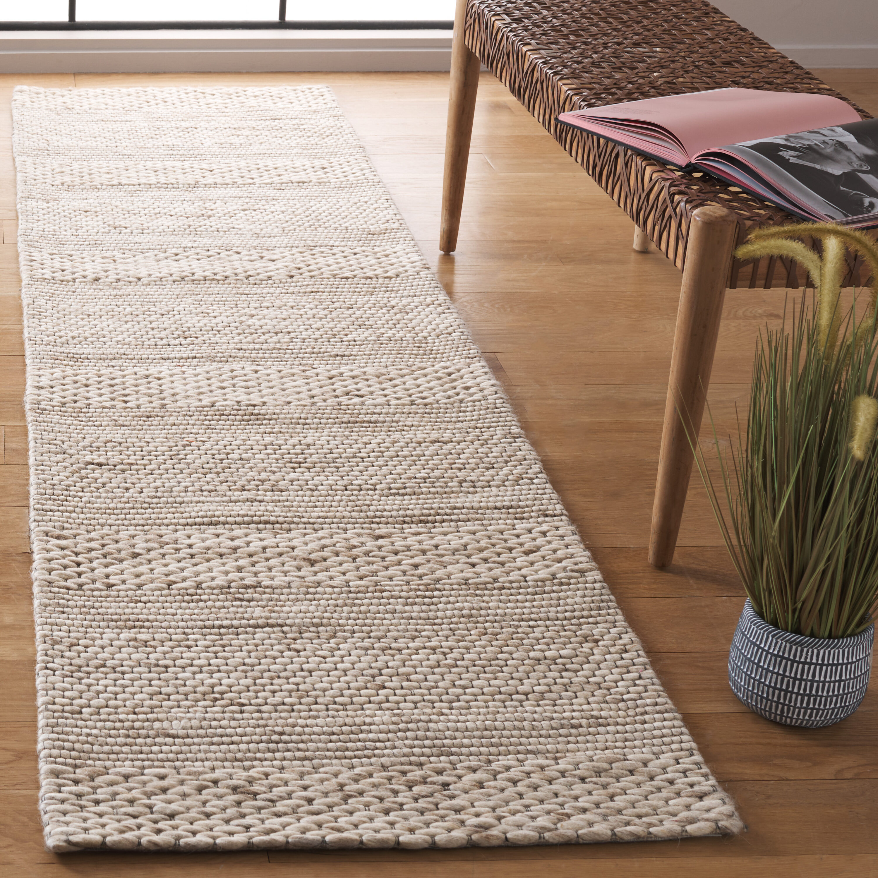  Marbella 556 Beige Contemporary 2ft-3in x 9ft Runner Rug