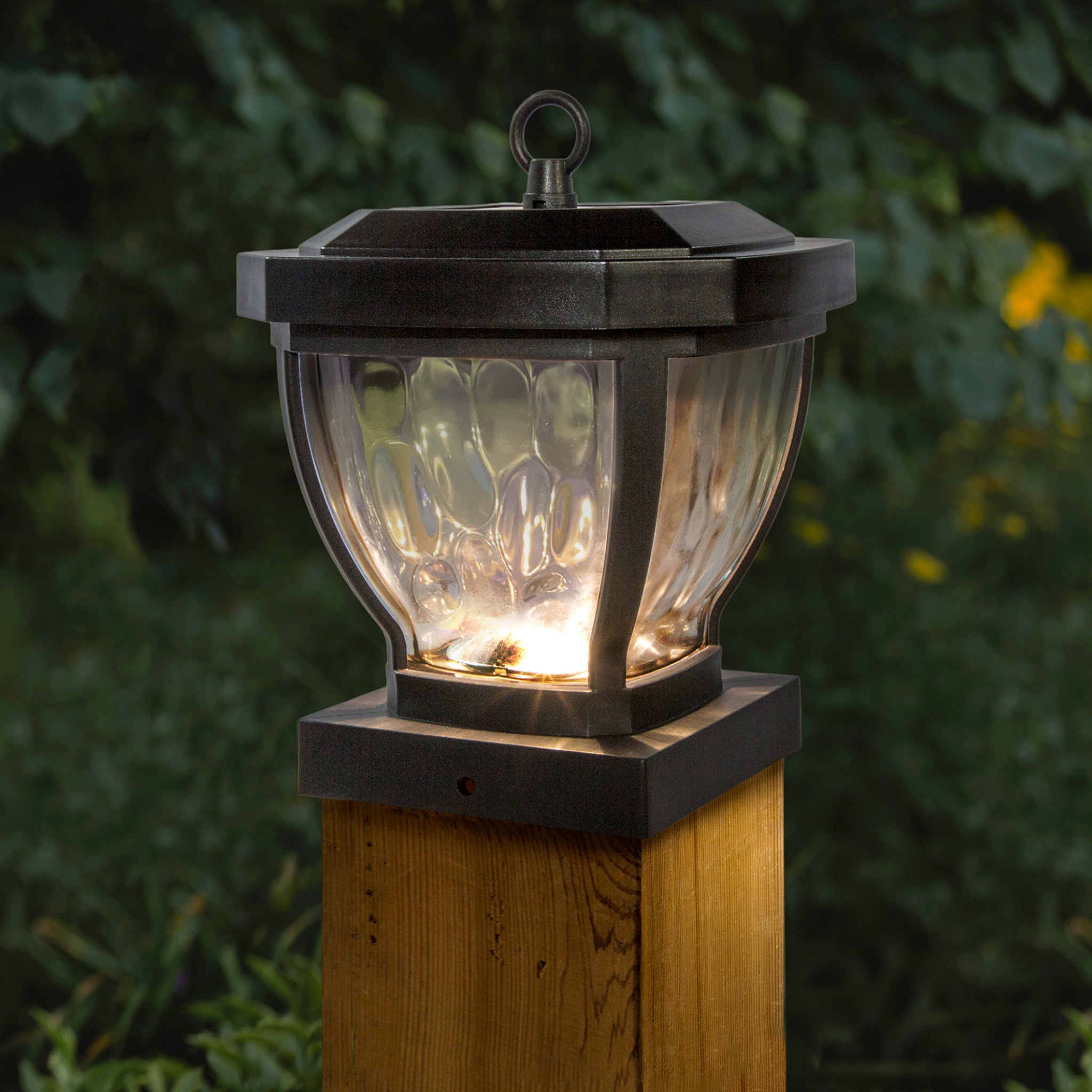 Classy Caps 4-in x 4-in 10-Lumen 0.2-Watt Dark Bronze Solar LED Outdoor Post Cap Light (2700 K)