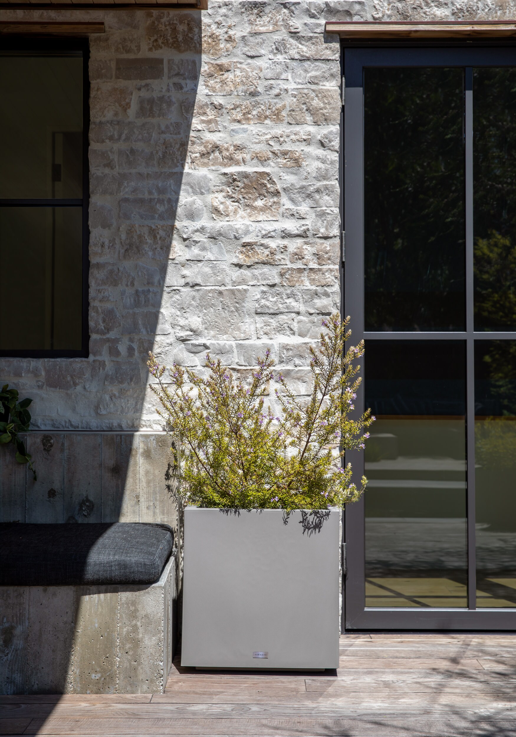 Veradek CUVMEDG Planter-Window-Box - View #7