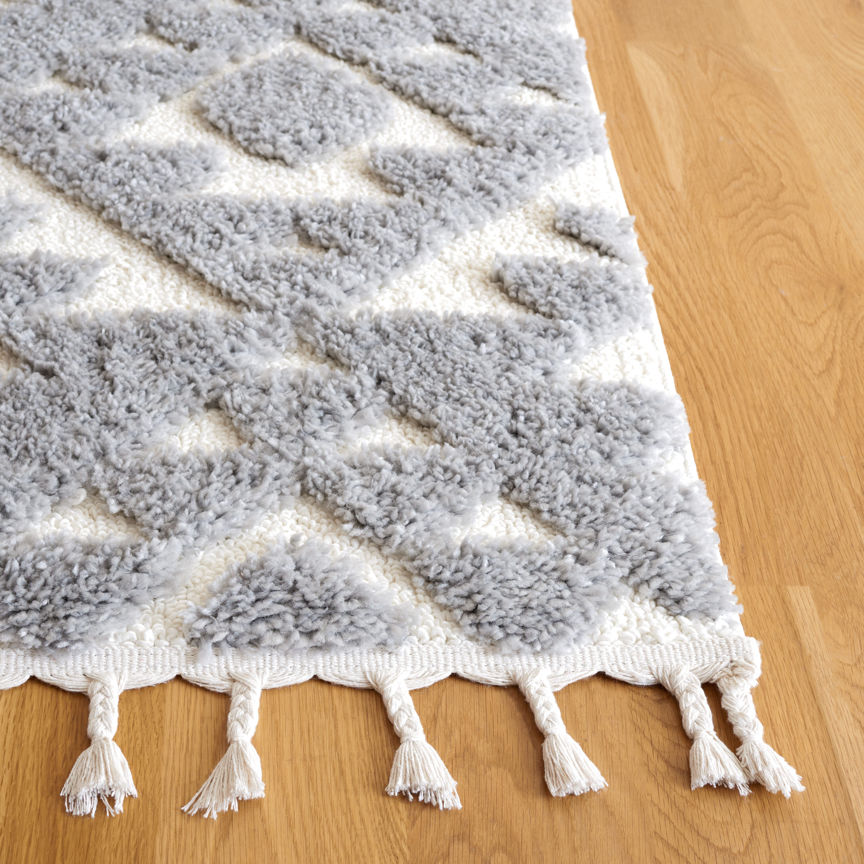 Safavieh MTS688G-5 rugs - View #3