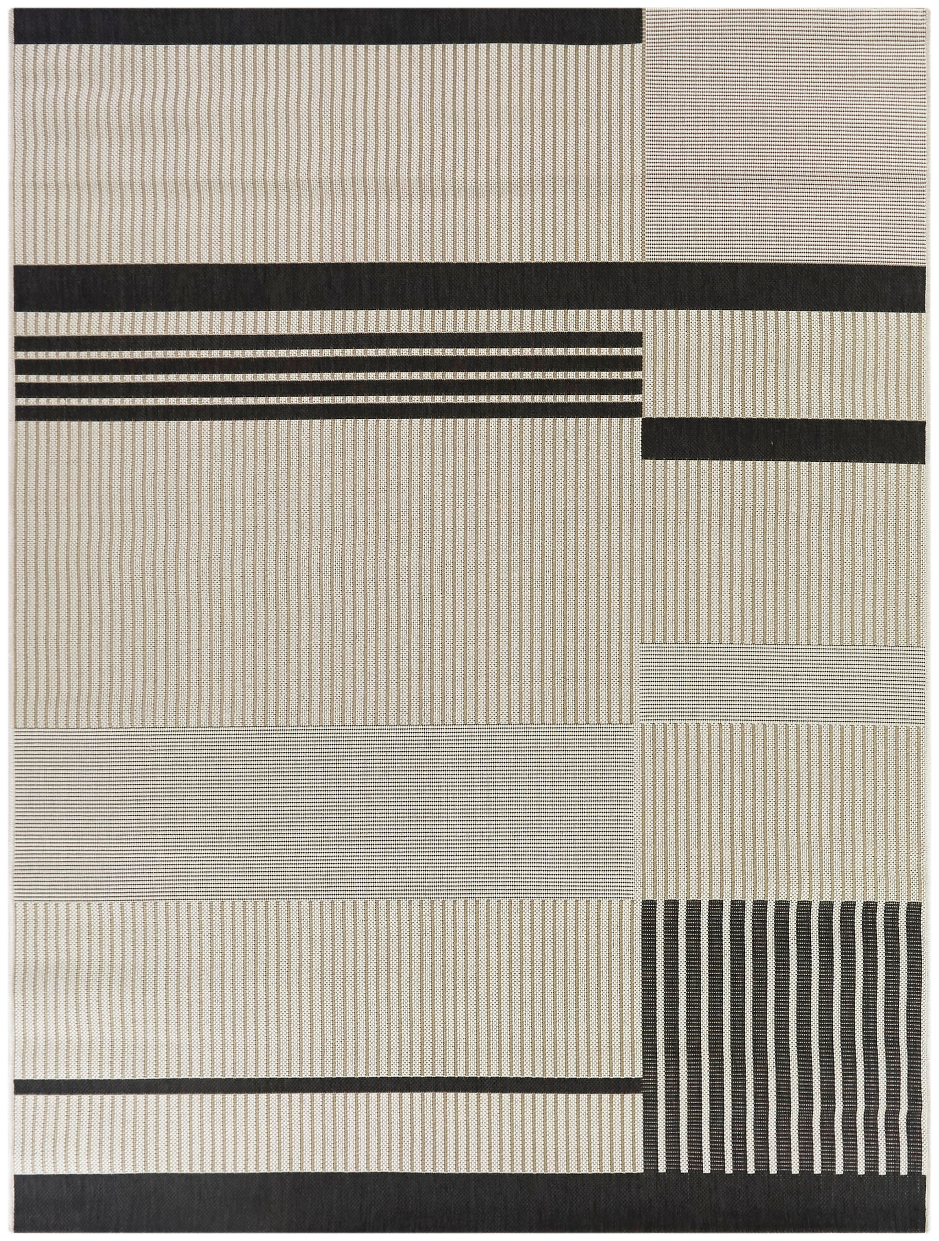 Charcoal and Beige Geometric Synthetic Indoor/Outdoor Rug 5'3" x 7'