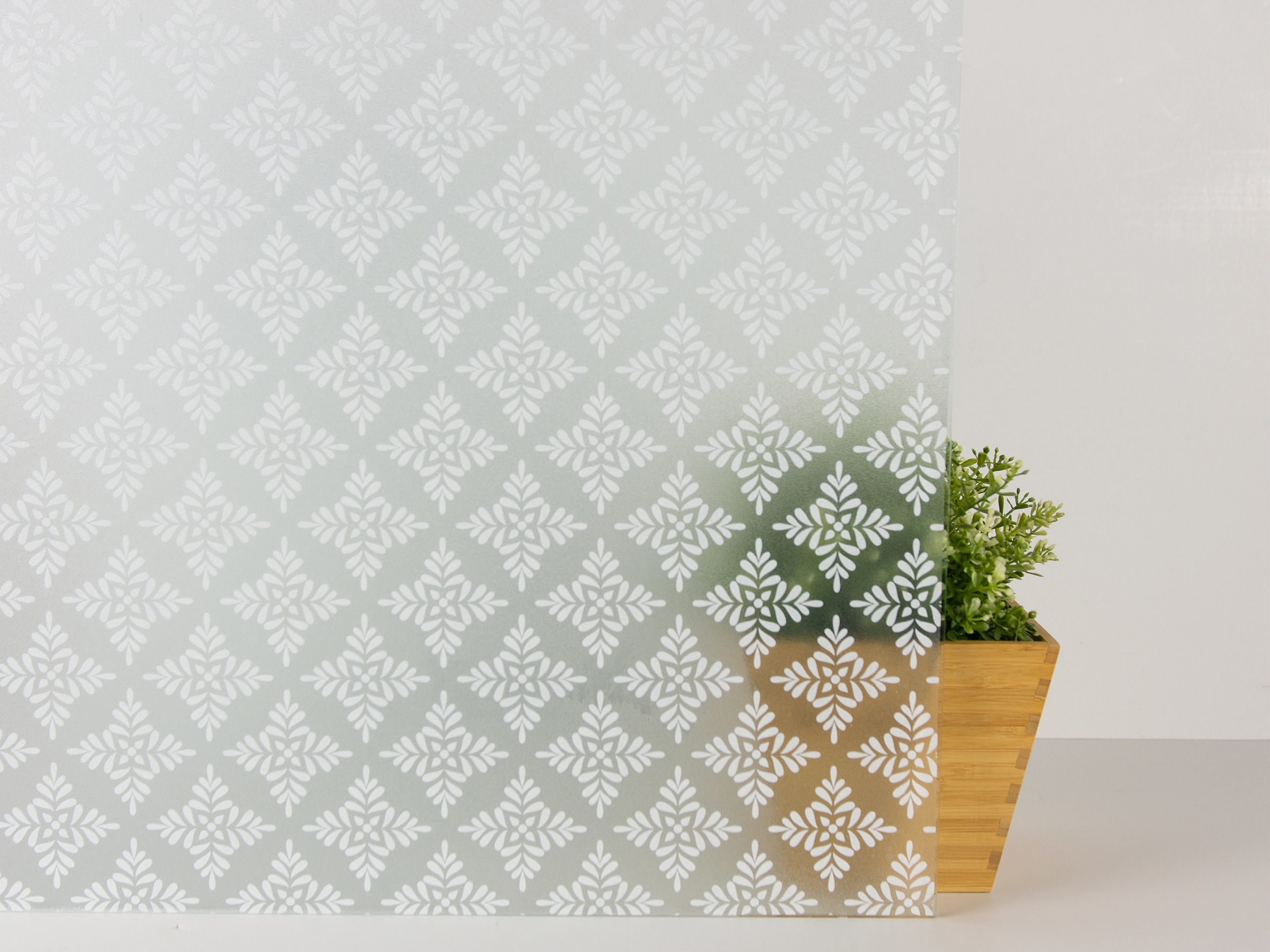 Fablon TFAB14096 18-in x 59-in Transparent Decorative Window Film