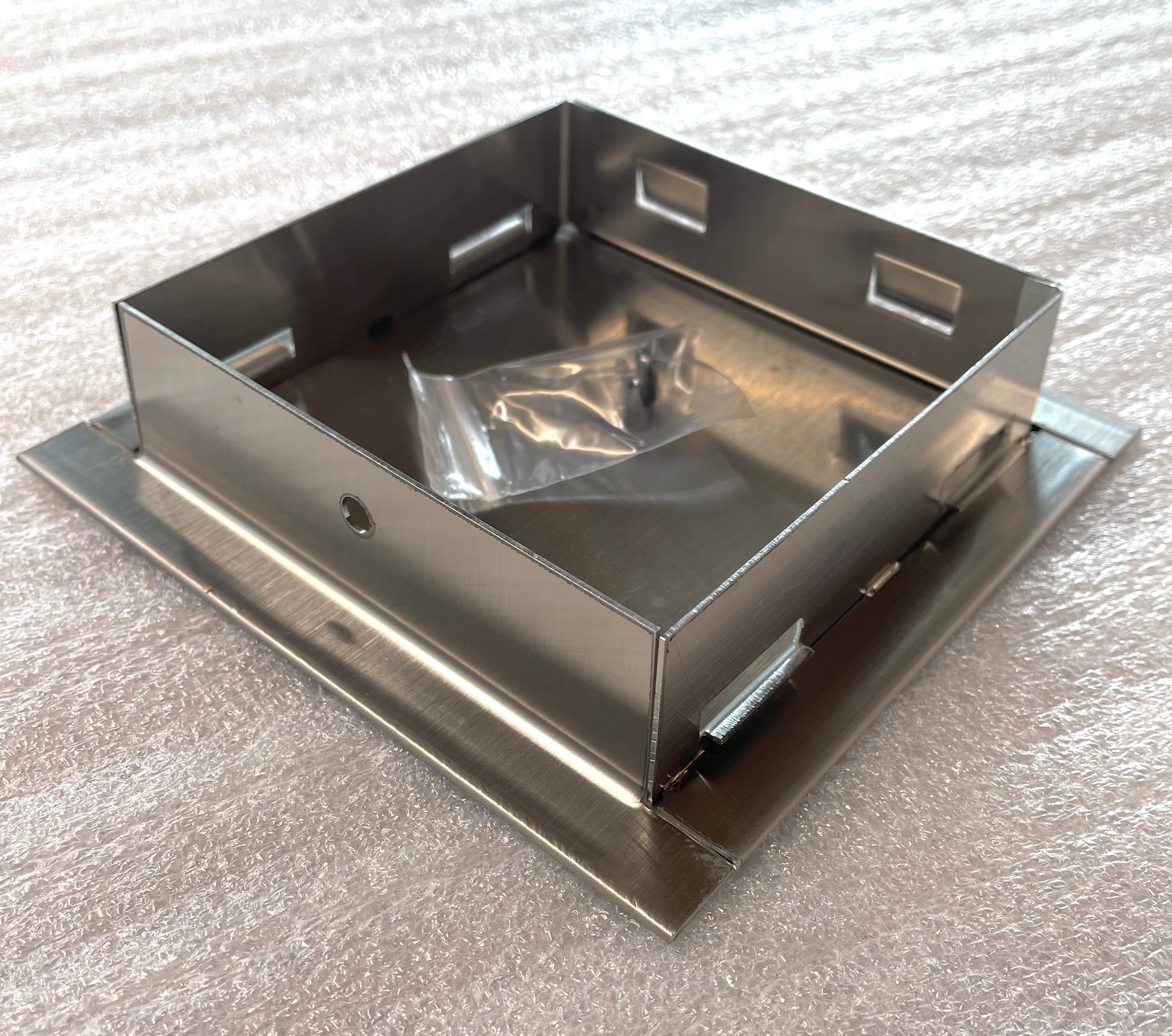 Spira Mailbox SPA-C001SS Mailbox-Accessories - View #2