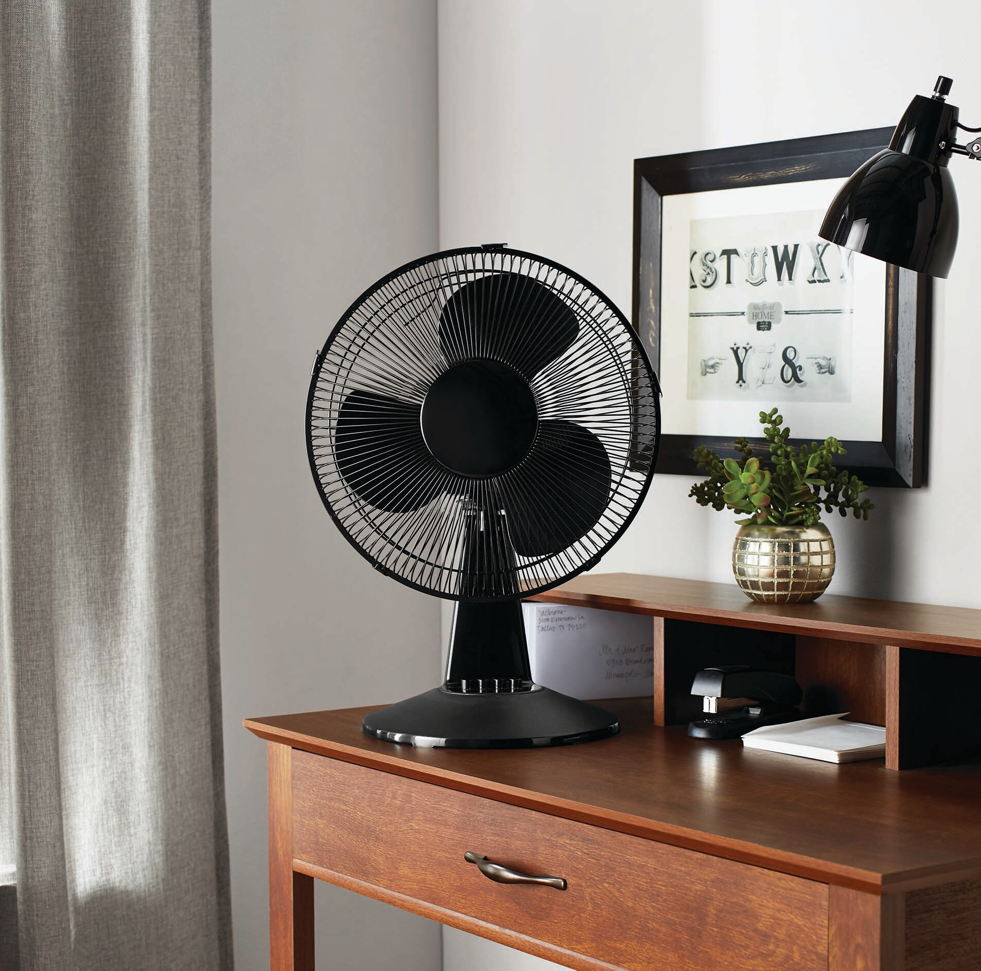 NETTA Electric Desk Fan 12 Inch,3-Speed Oscillating Quiet Cooling Table Fan 40W Black/Silve 
