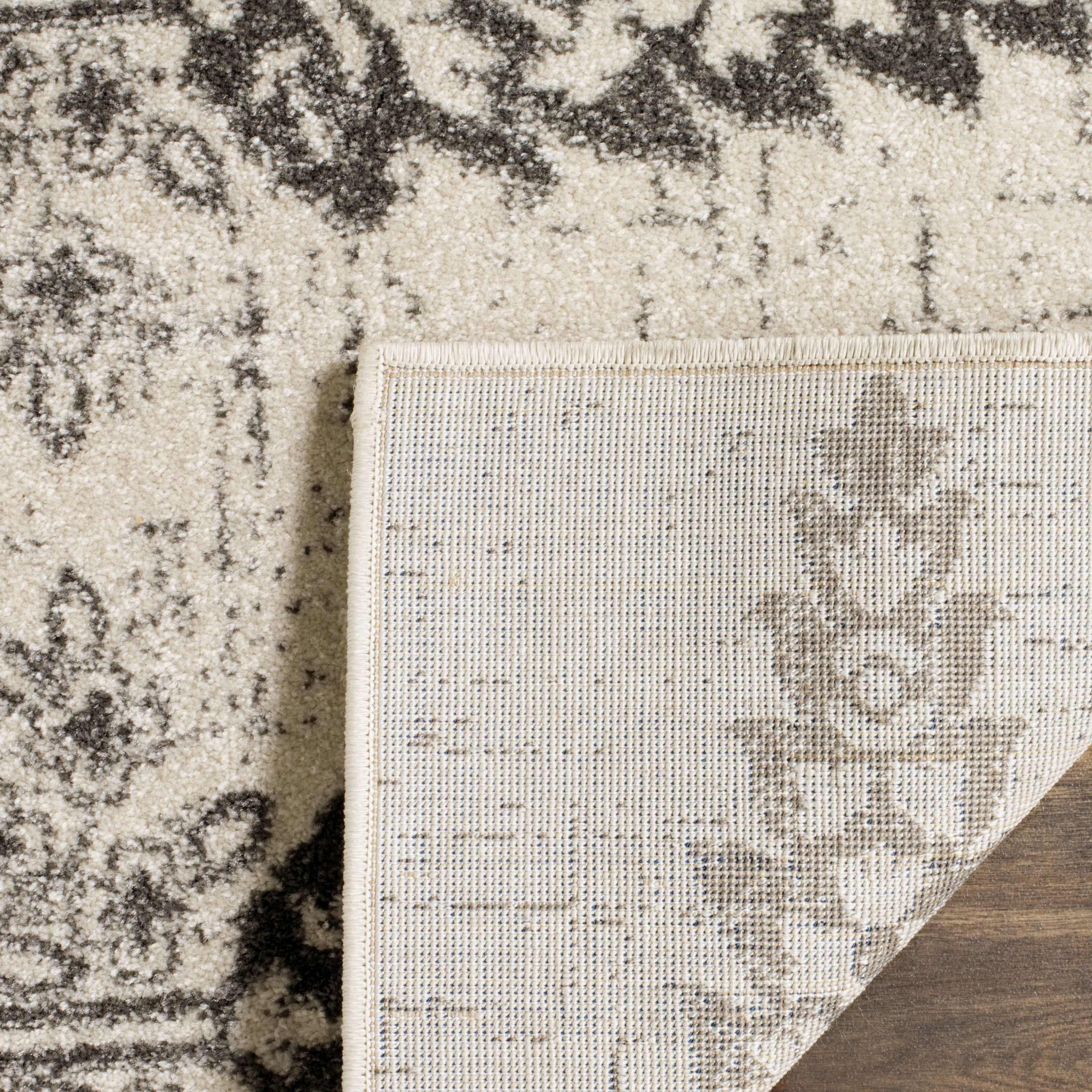 Safavieh EVK521S-7SQ rugs - View #4