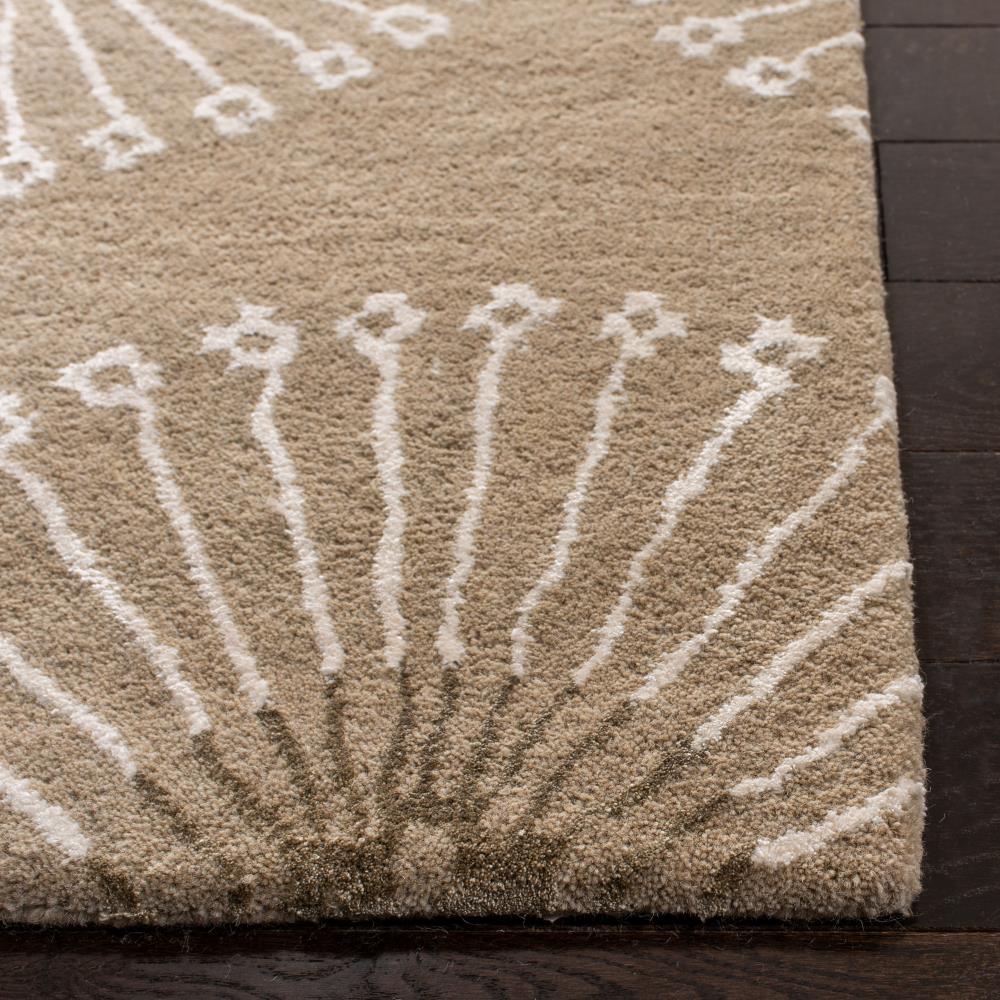 Safavieh SOH821A-28 rugs - View #3
