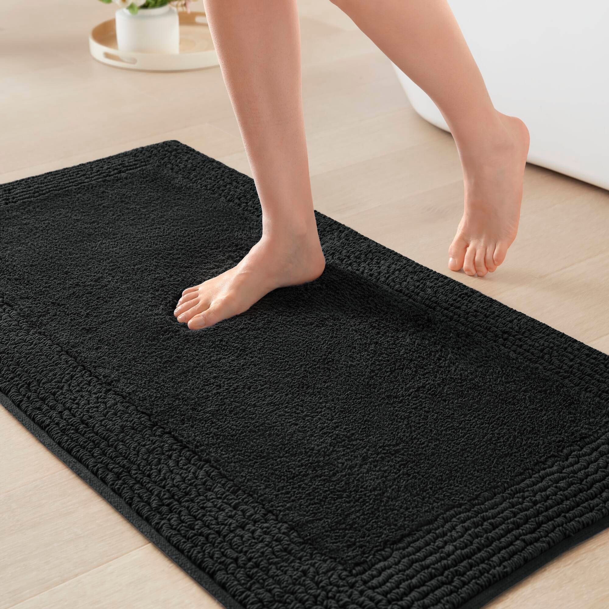44-in x 24-in Black Cotton Tufted 3000 GSM Reversible Bath Rug Bath Mat Quick Dry