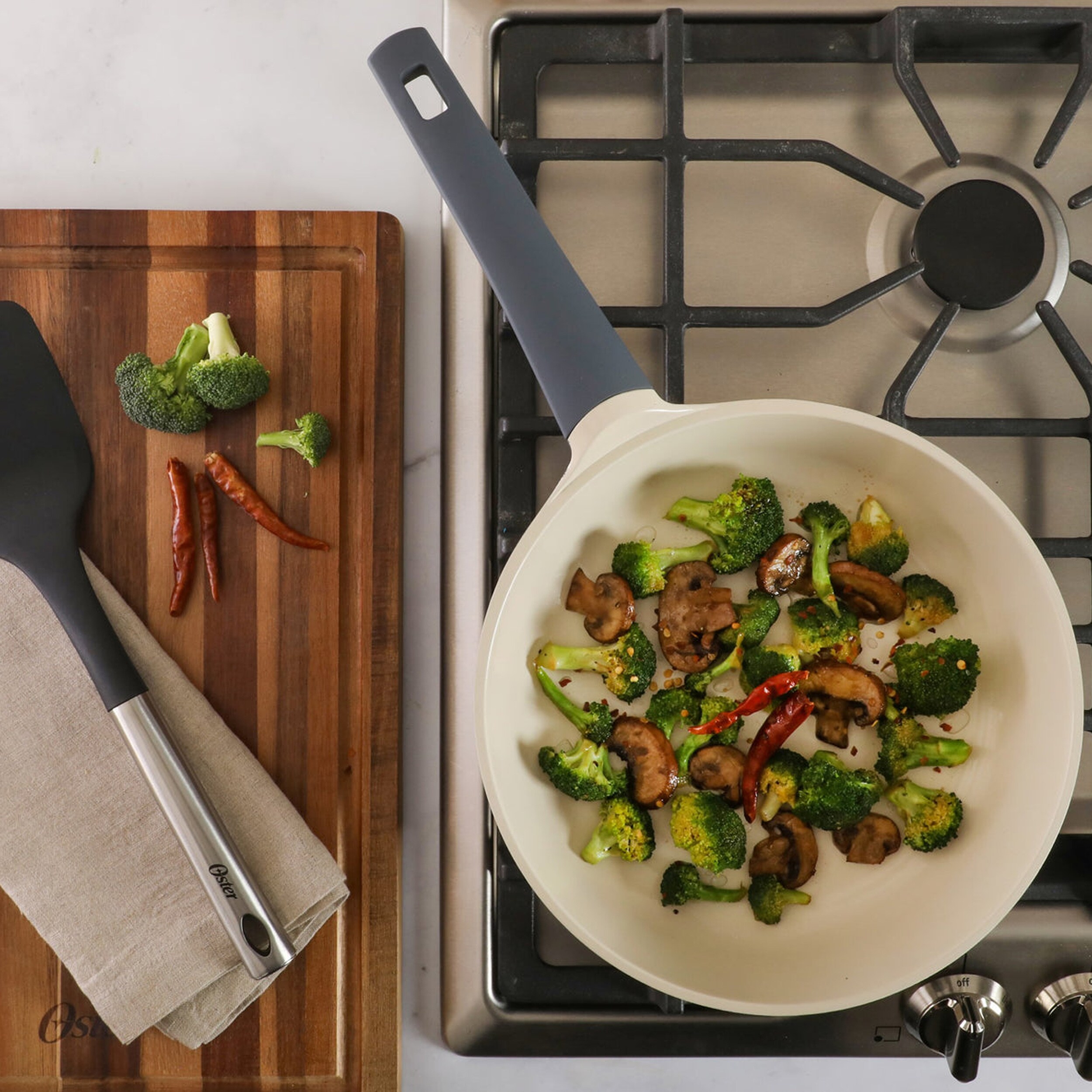 Oster 962123157M Cooking-Pans-Skillets - View #4