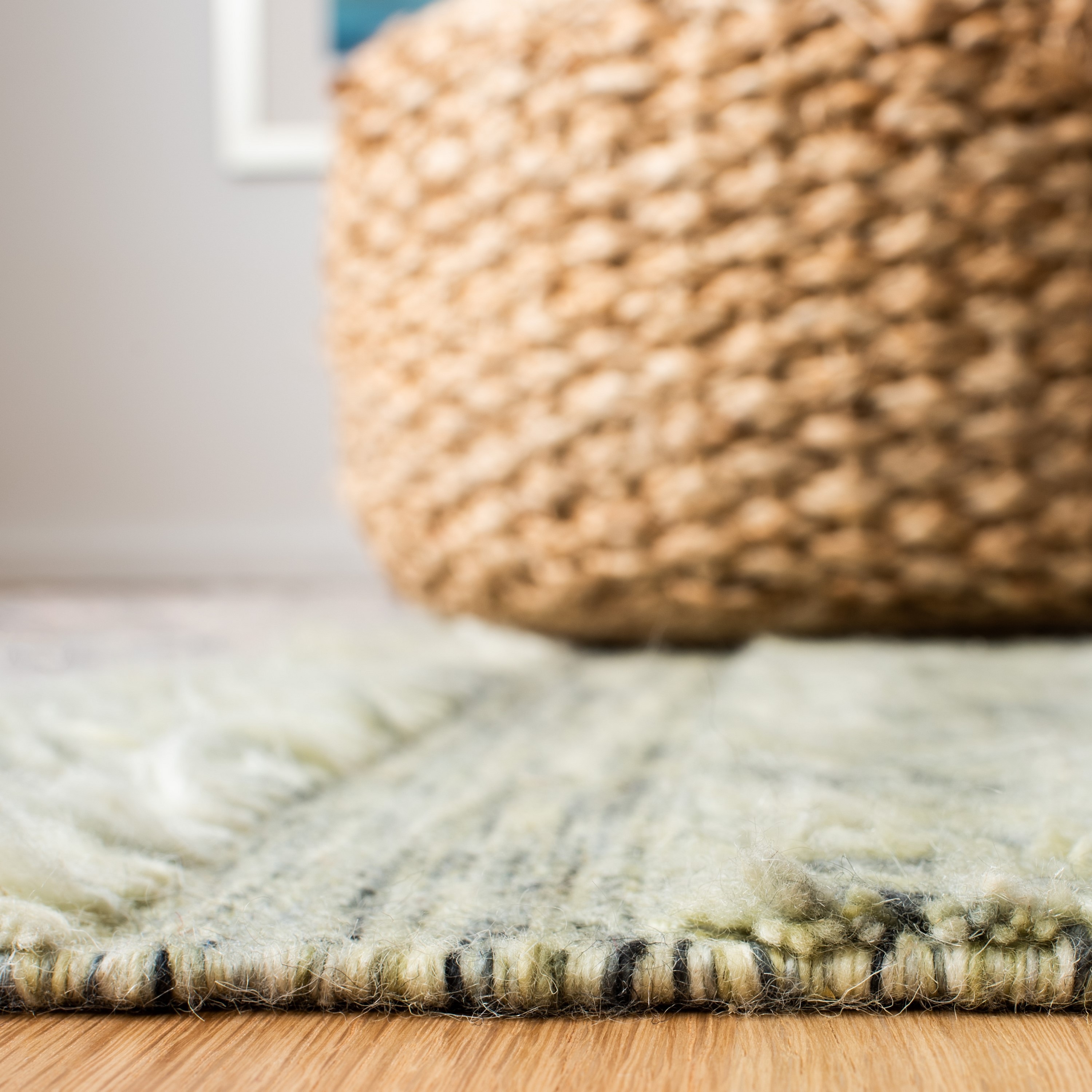 Colorful 5' x 8' Hand-Tufted Wool Shag Area Rug