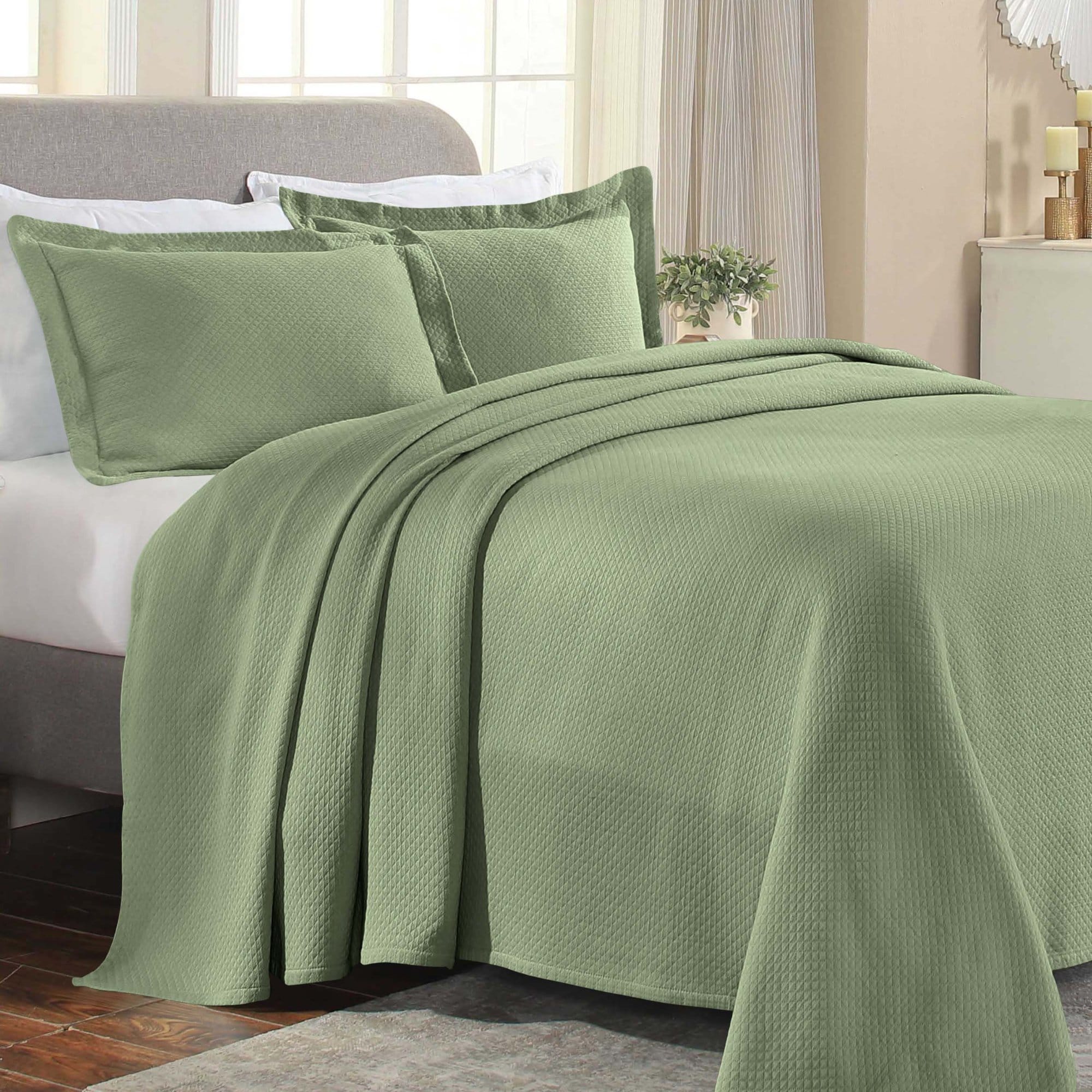 Superior Sage Geometric King Bedspread Cotton