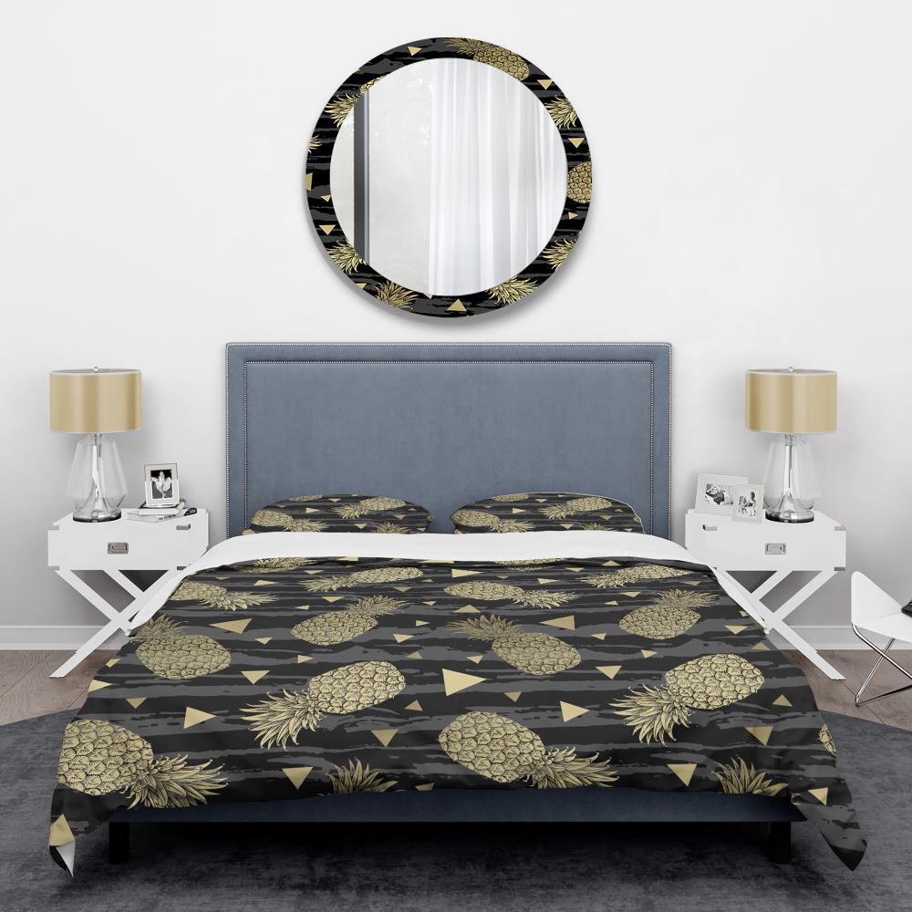 Designart BED24374-Q 3 -Piece Black Queen Duvet cover Set