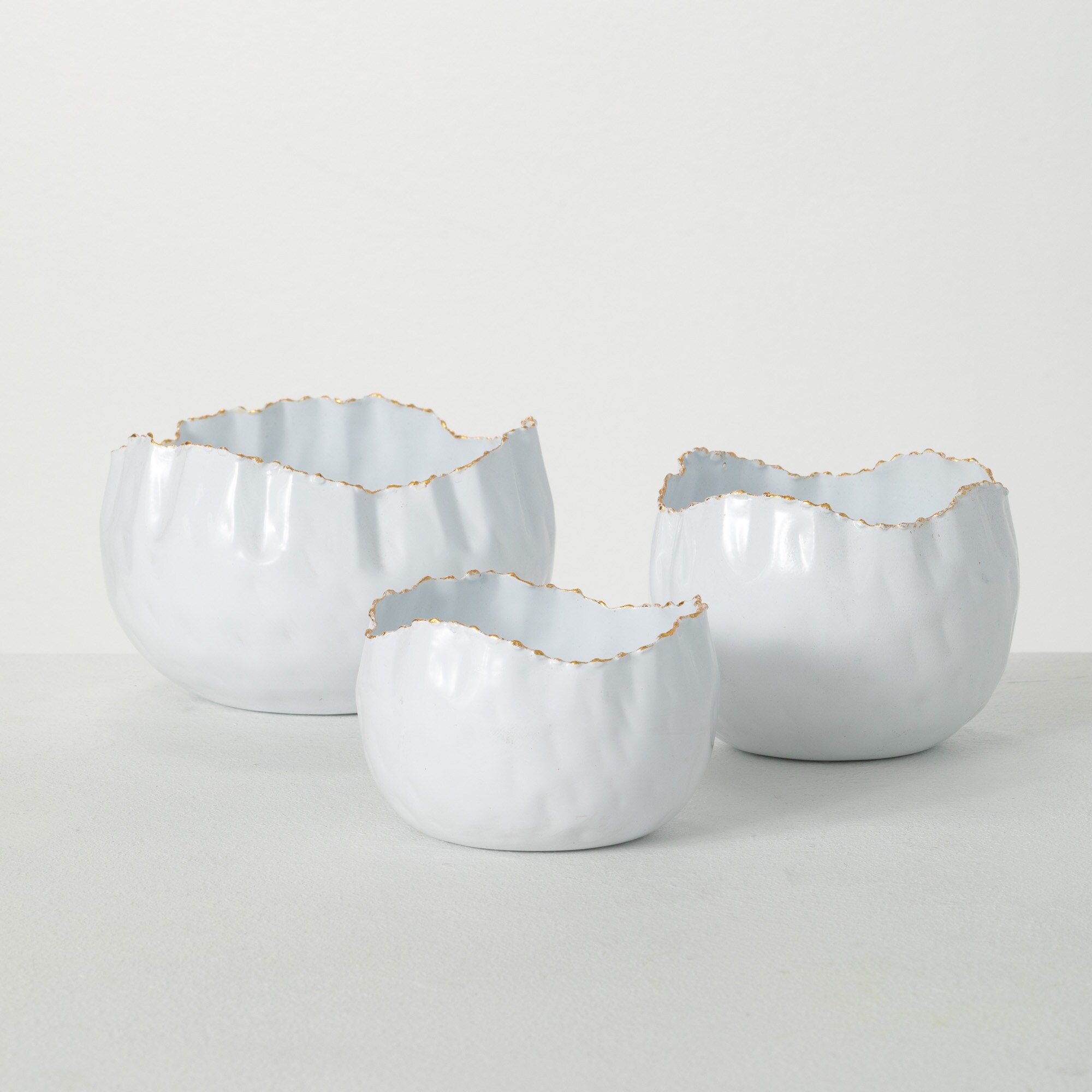 Sullivans MET1899 3 -Pack White Metal Modern Decorative bowl