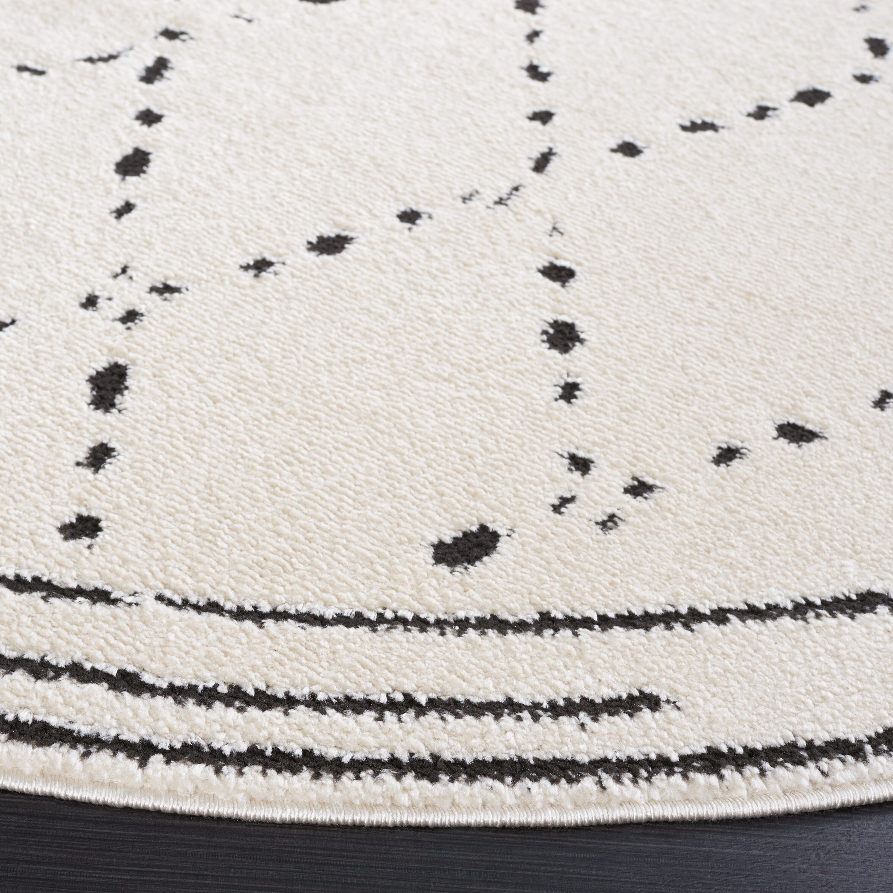 Safavieh MEL102A-7R rugs - View #3