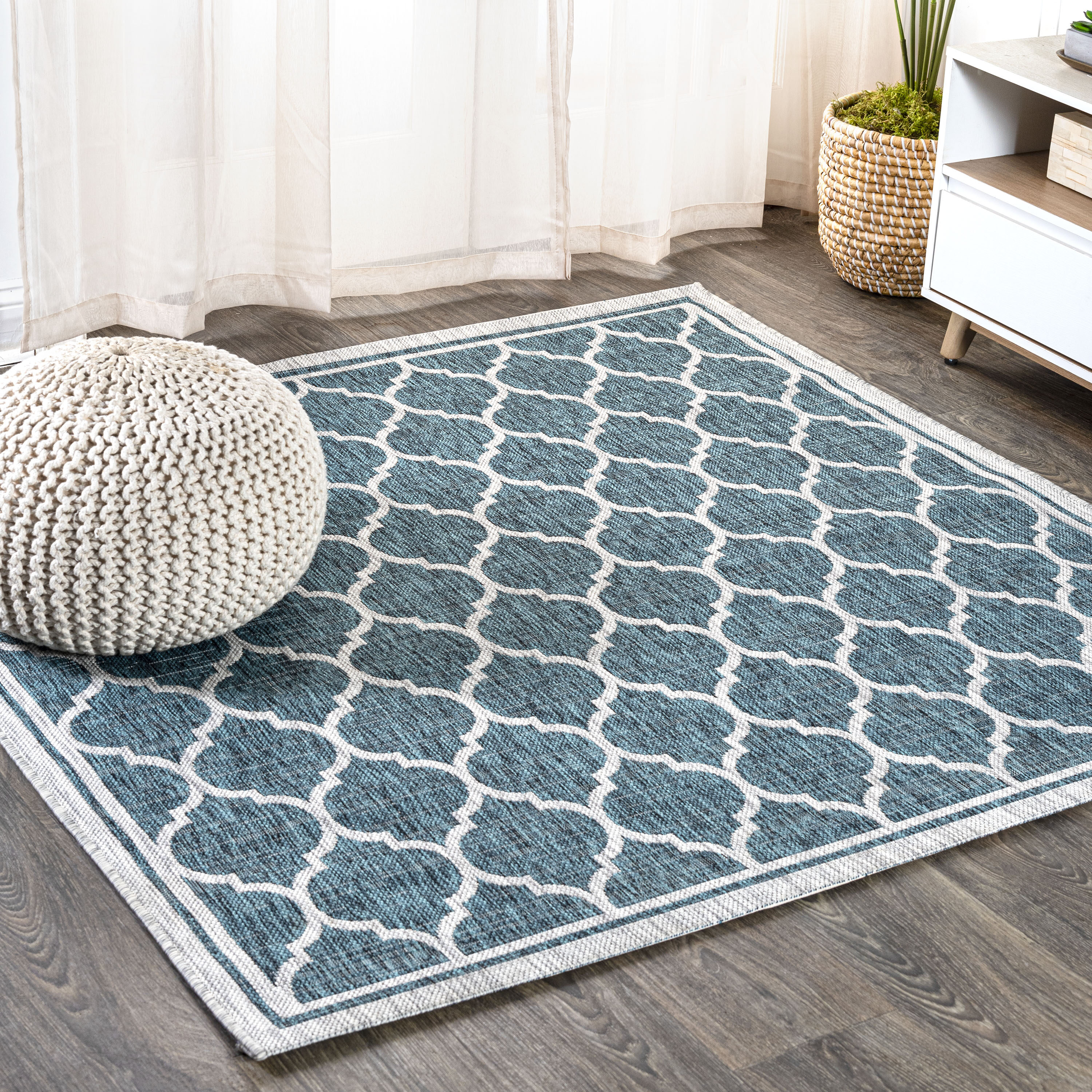 Moroccan Trellis Square Indoor/Outdoor Rug in Teal/Gray