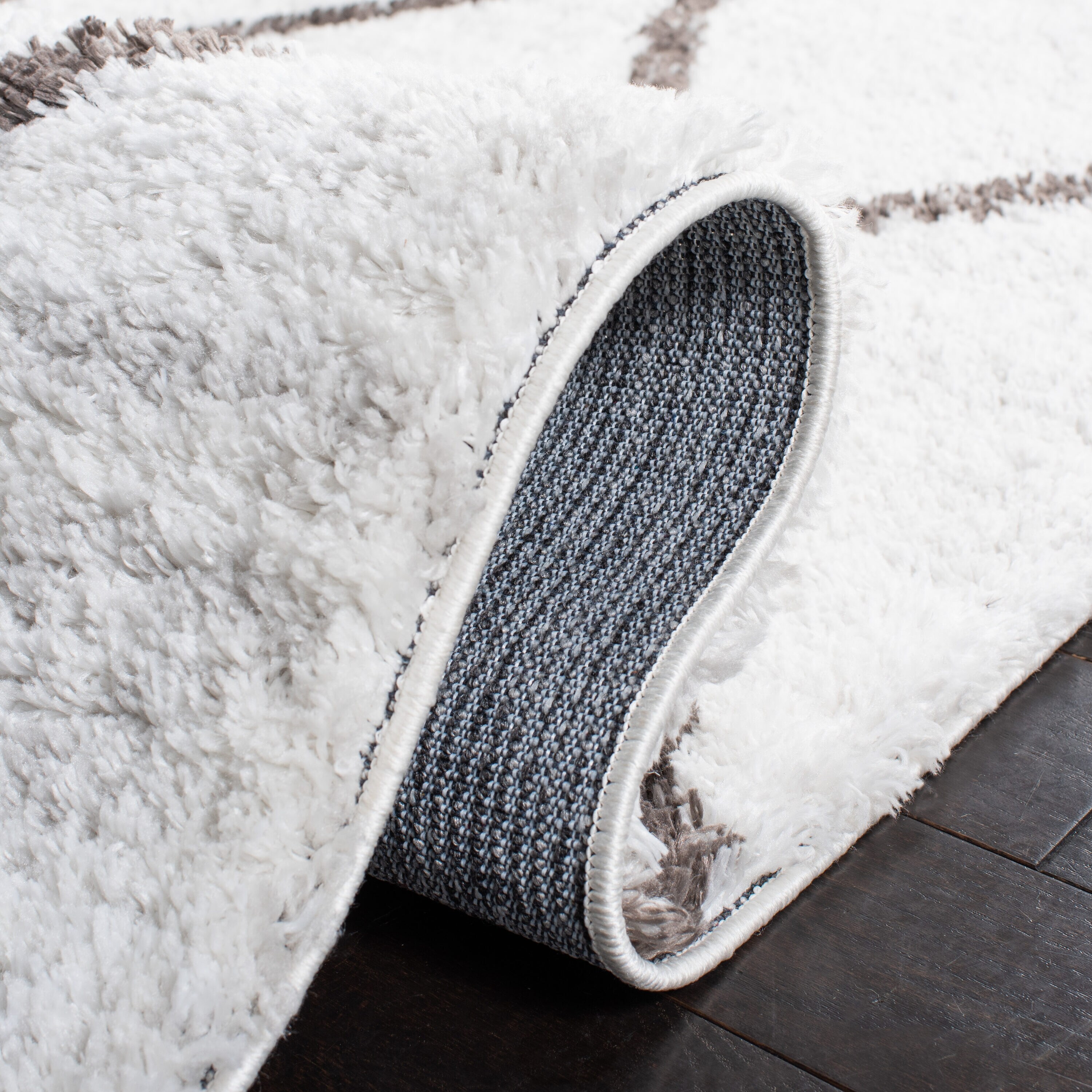 Safavieh BER526F-7SQ rugs - View #5
