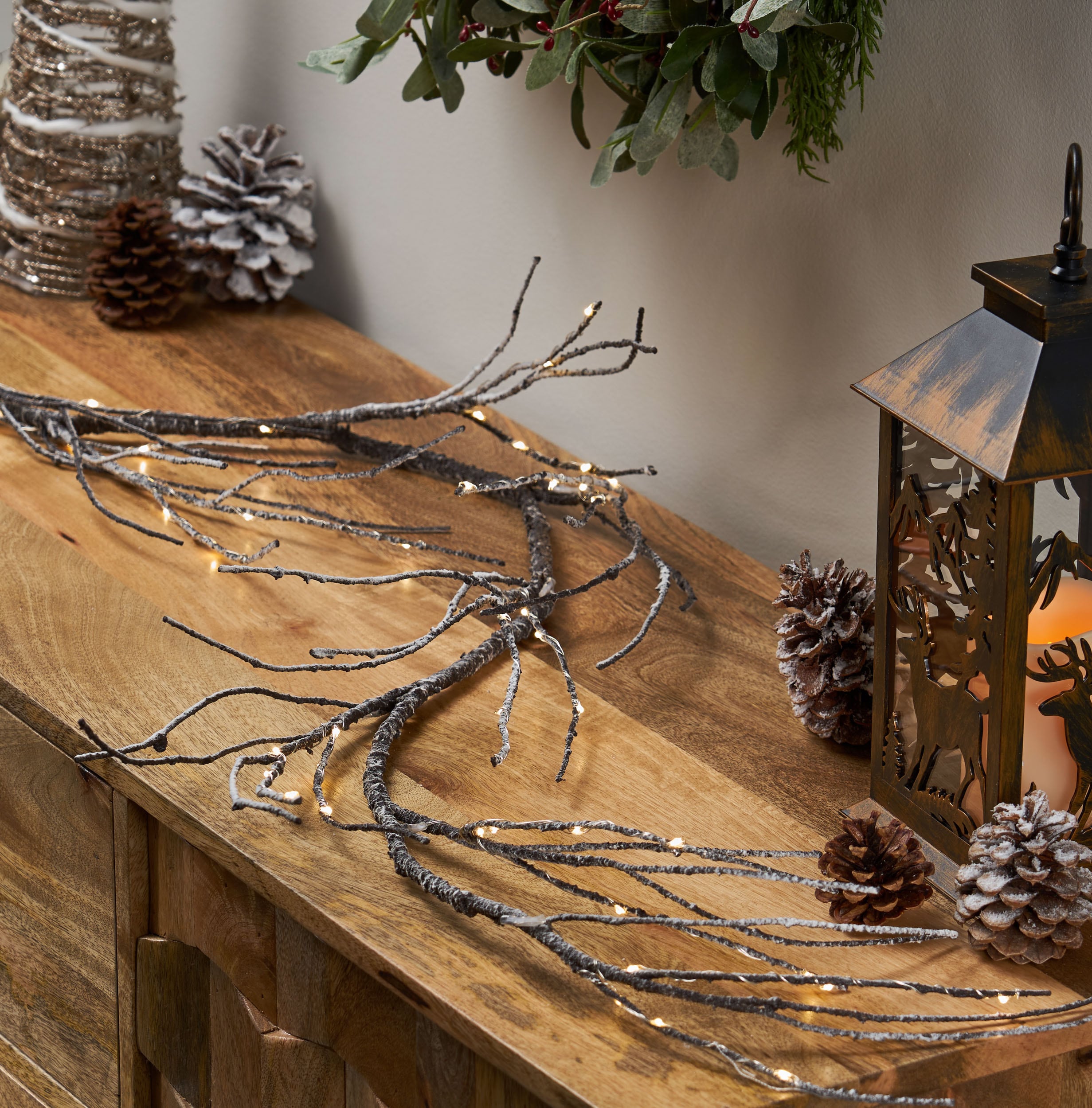 AAZJ NBC-CM70563 Indoor Pre-lit Battery-operated 6-Feet Cluster light Artificial Garland with White LED Lights