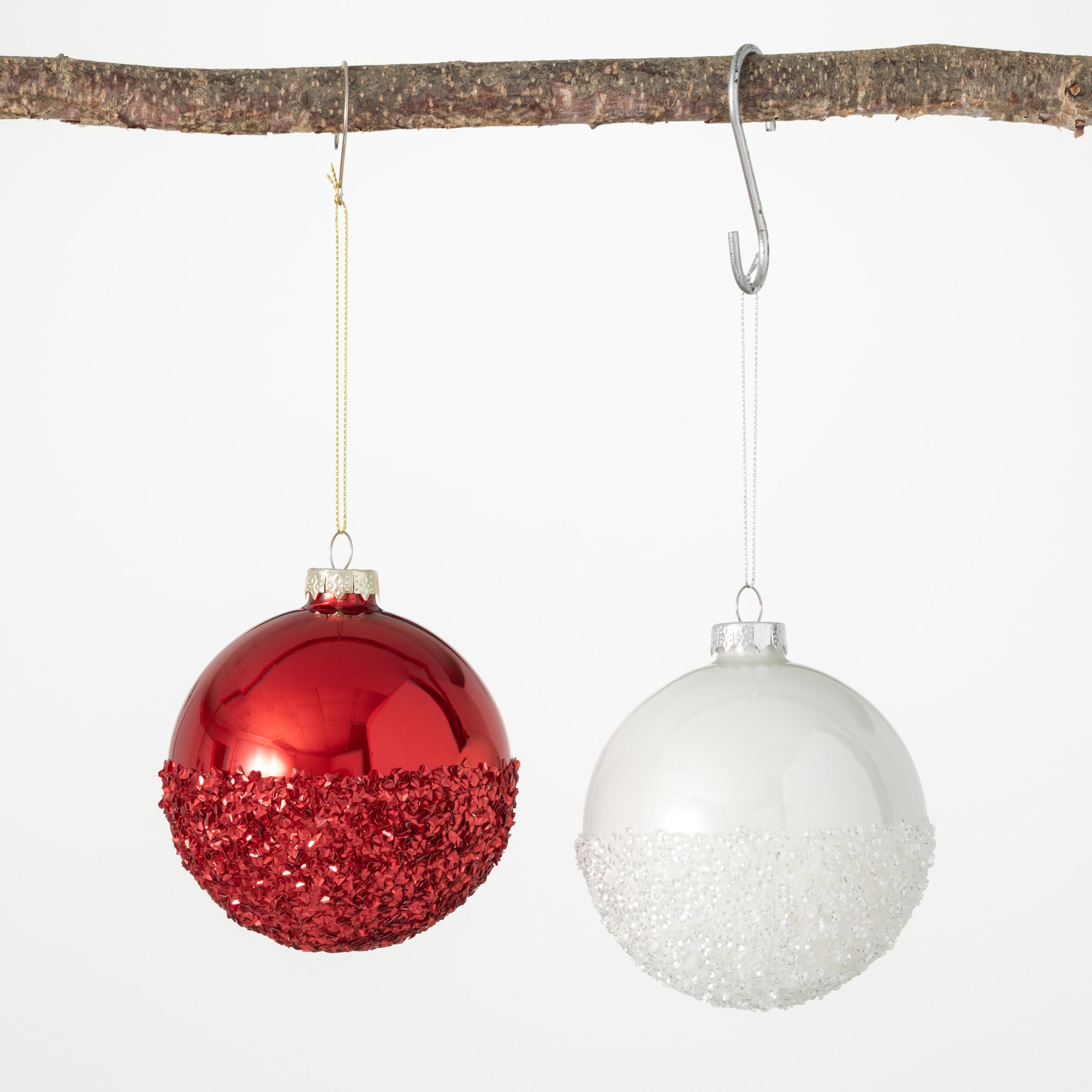 Sullivans 2-Pack Red Ball Standard Indoor Ornament Set in the Christmas ...