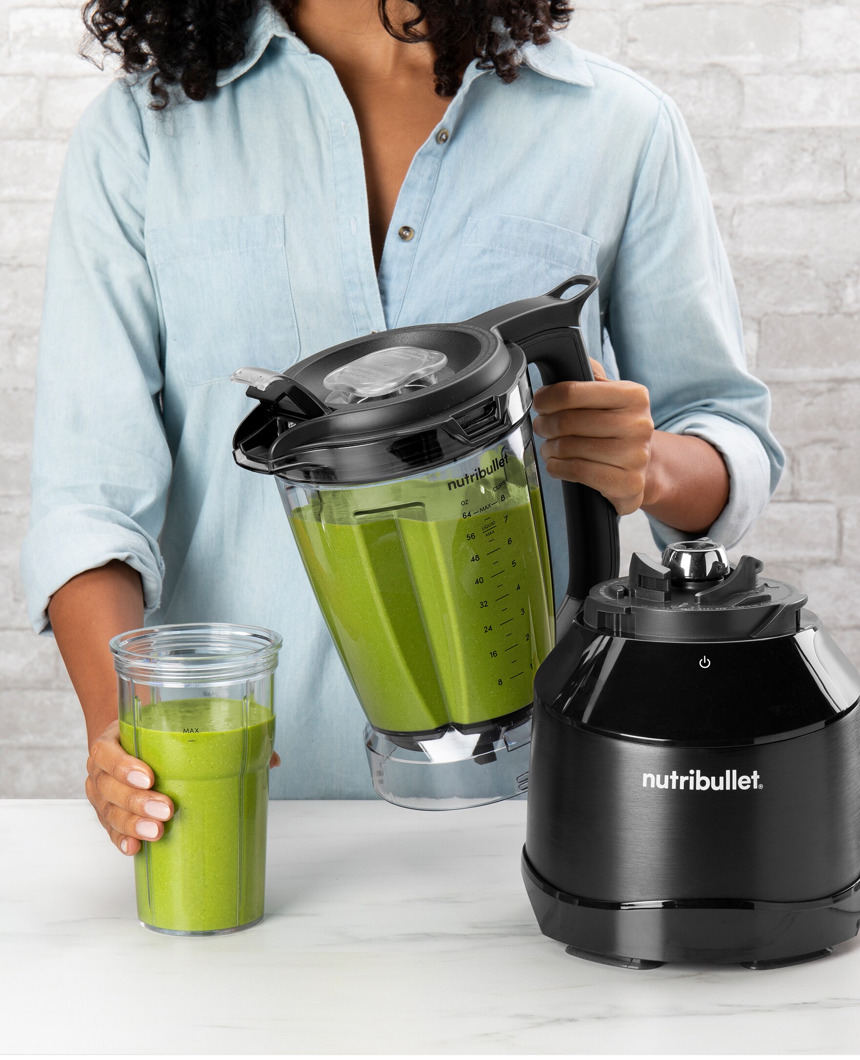 nutribullet 1700-Watt Countertop Blender with Multi-Serving Cup and Vented  Pitcher, Black in the Blenders department at