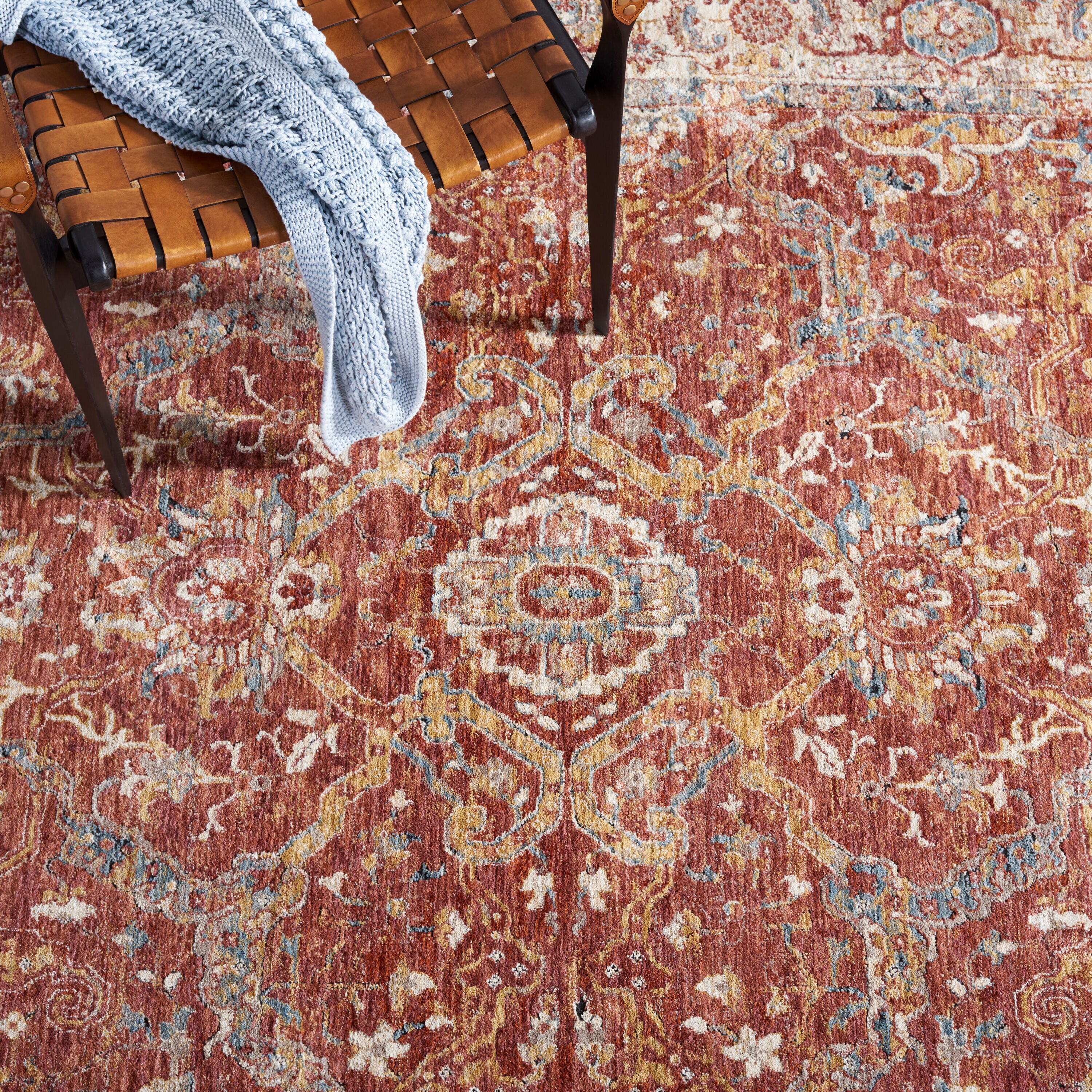 Safavieh VAL566P-4 rugs - View #3