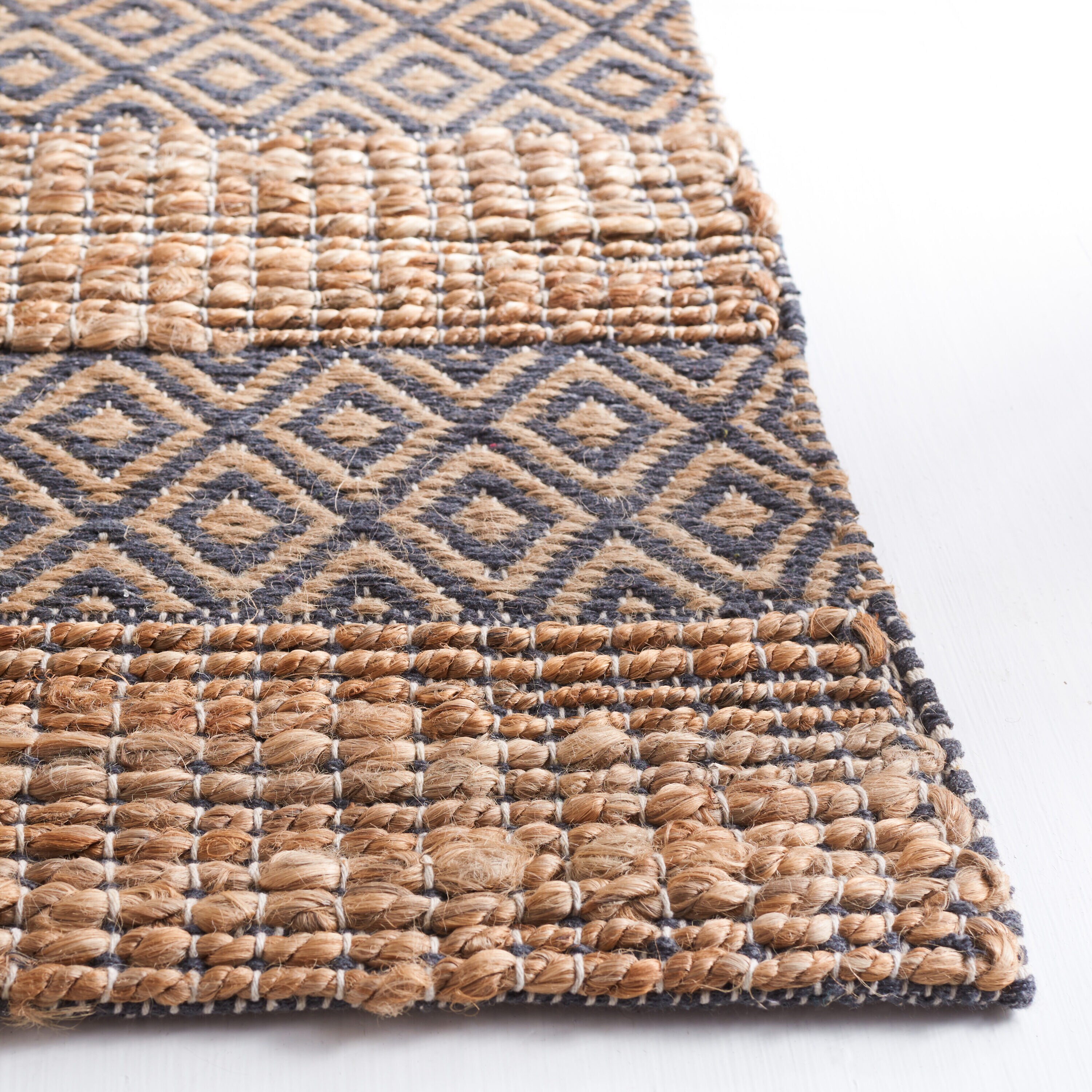 Safavieh NFB653H-4 rugs - View #6